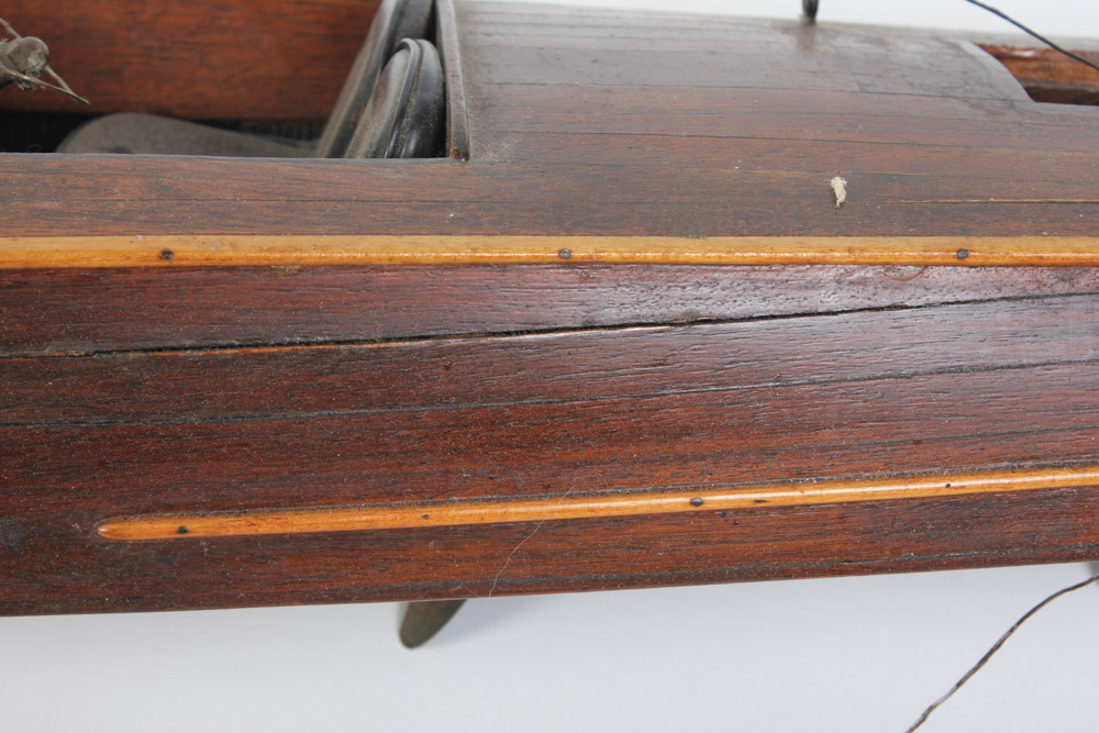 Wooden Model Speed Boat