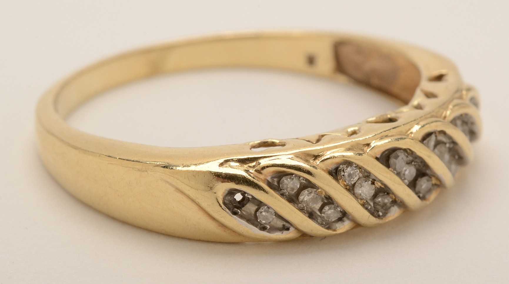 10K Yellow Gold Diamond "Mom" Ring