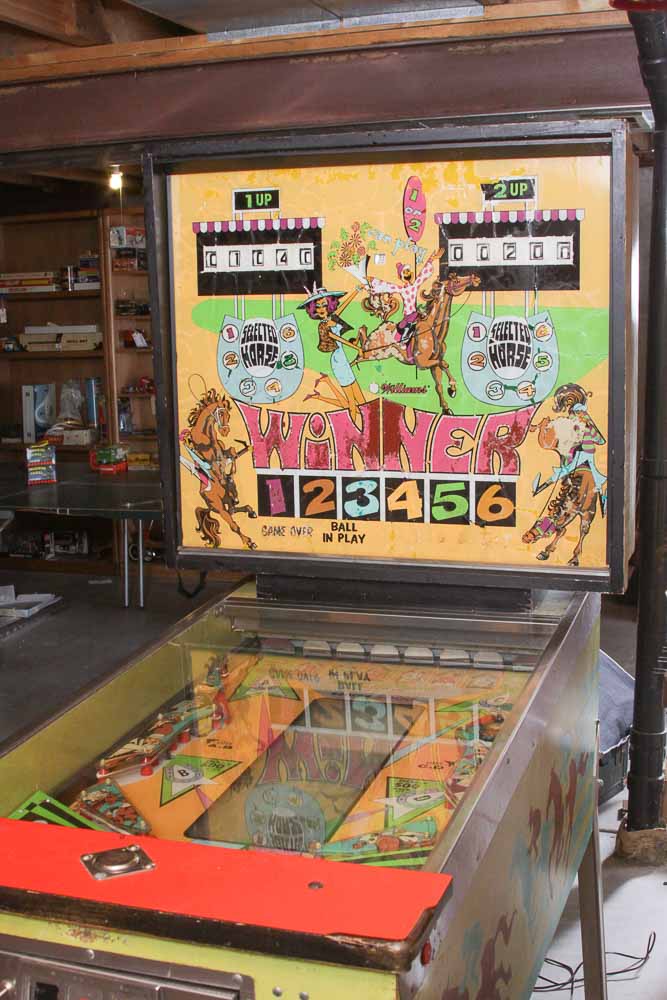 1972 Williams "Winner" Horse Racing Theme Pinball Machine