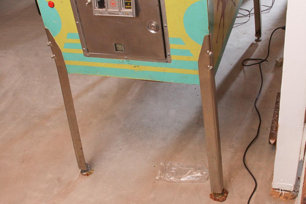 1972 Williams "Winner" Horse Racing Theme Pinball Machine