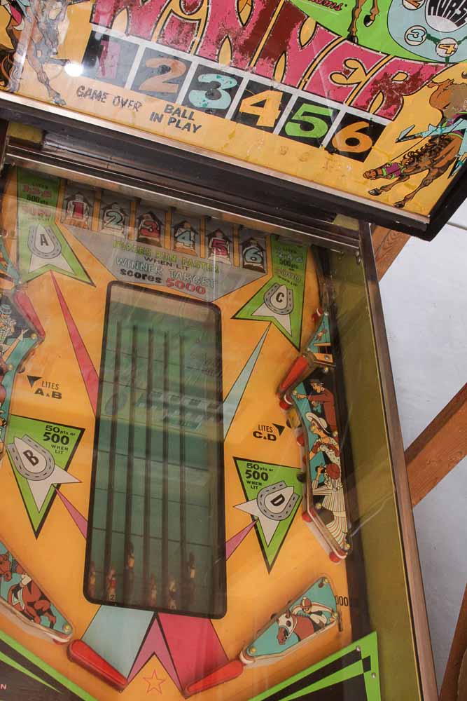 1972 Williams "Winner" Horse Racing Theme Pinball Machine