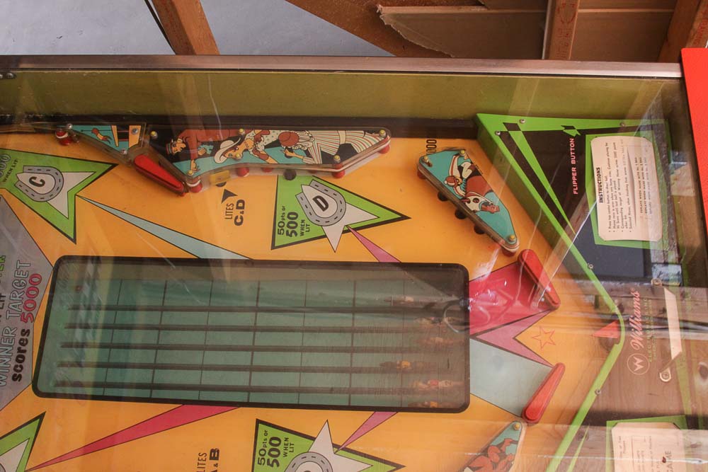 1972 Williams "Winner" Horse Racing Theme Pinball Machine