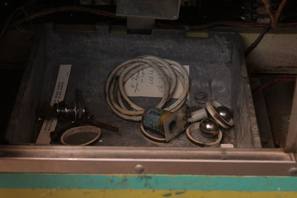 1972 Williams "Winner" Horse Racing Theme Pinball Machine