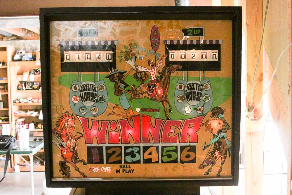 1972 Williams "Winner" Horse Racing Theme Pinball Machine