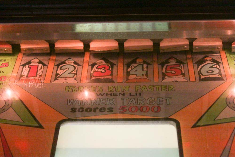 1972 Williams "Winner" Horse Racing Theme Pinball Machine