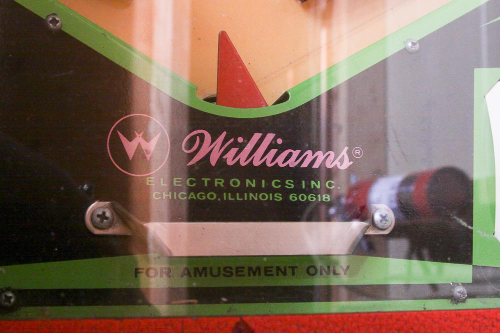 1972 Williams "Winner" Horse Racing Theme Pinball Machine