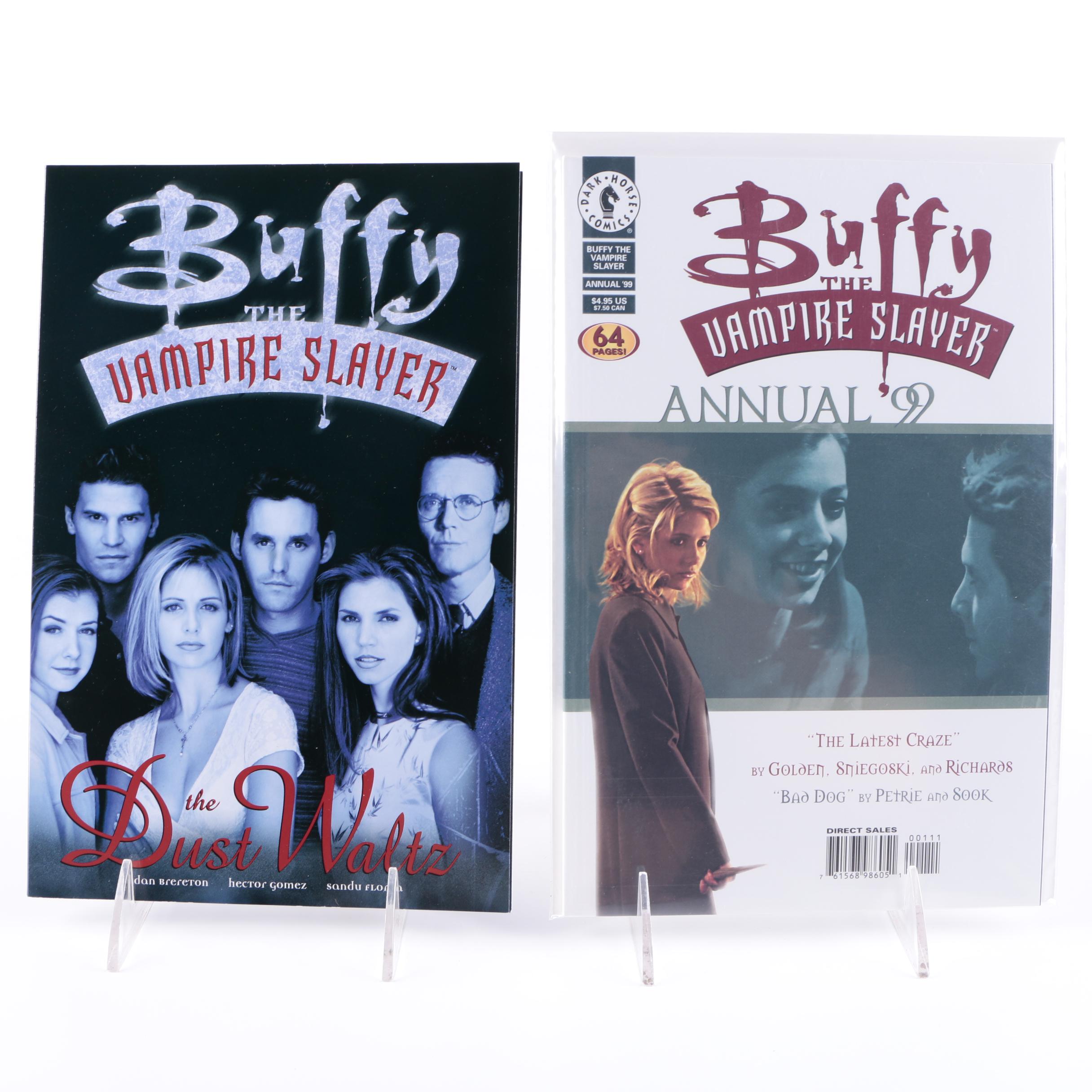 Assorted Modern Age Dark Horse Comics and Graphic Novels