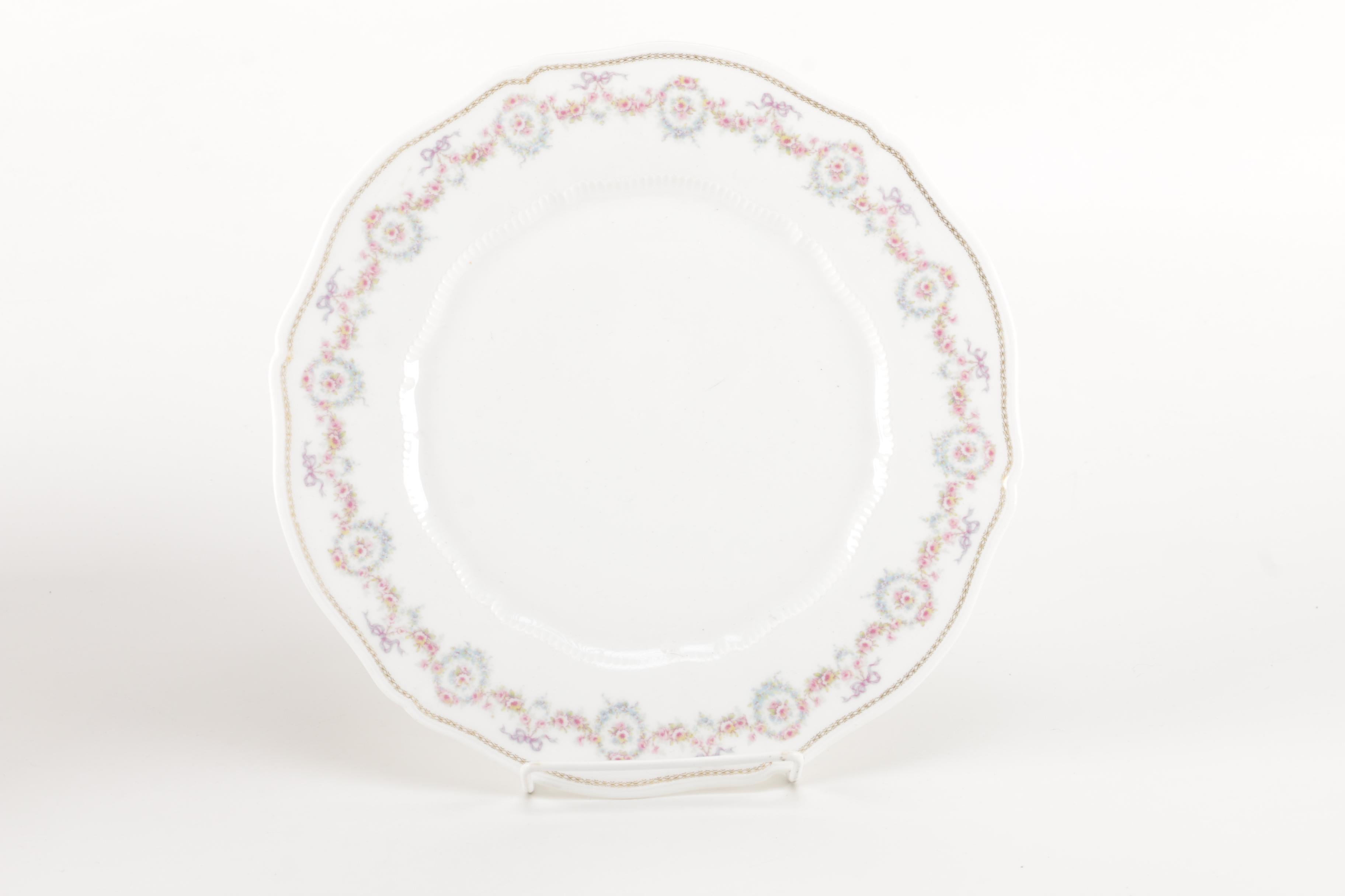 Generous Set of Théodore Haviland Limoges Porcelain Tableware
