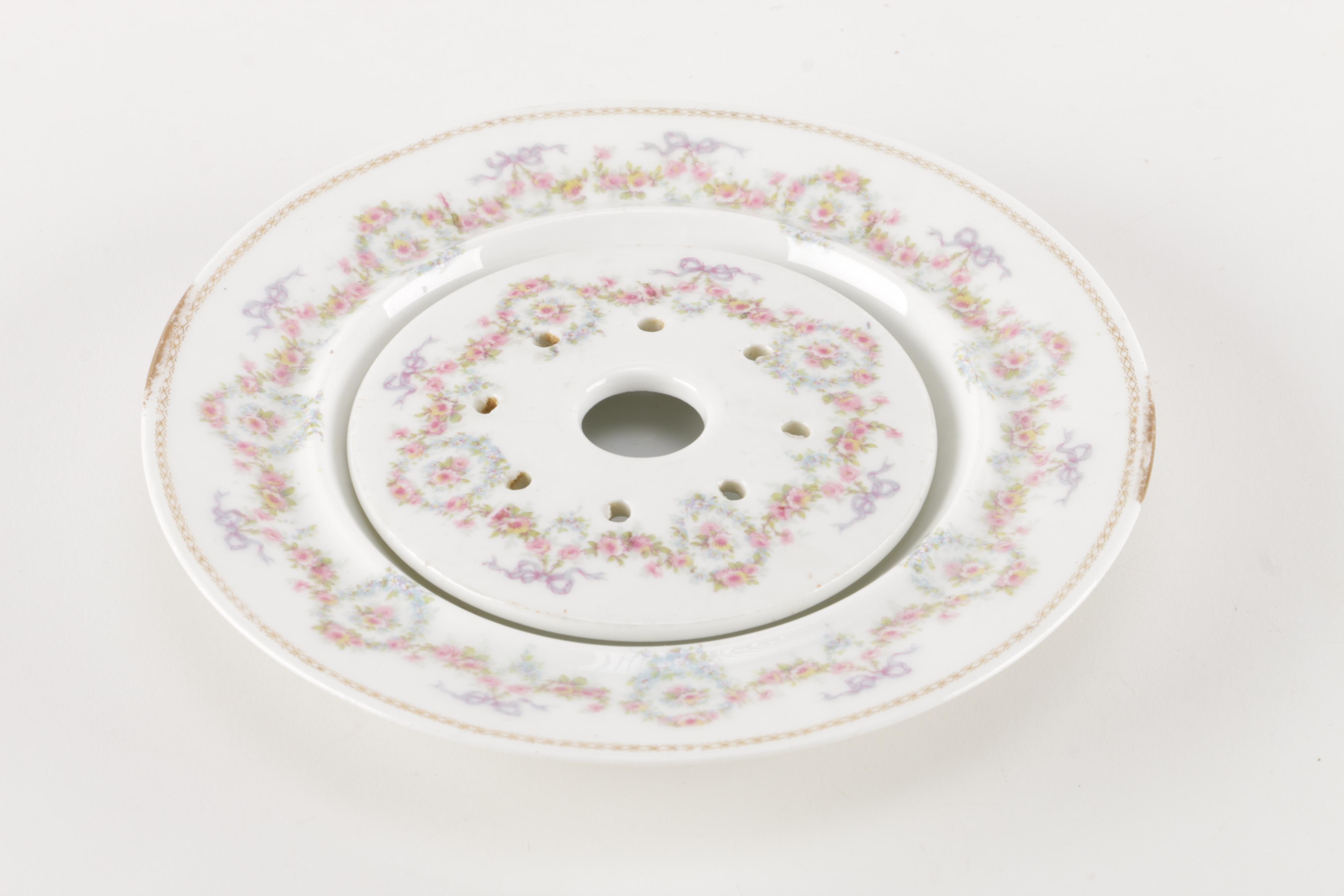 Generous Set of Théodore Haviland Limoges Porcelain Tableware