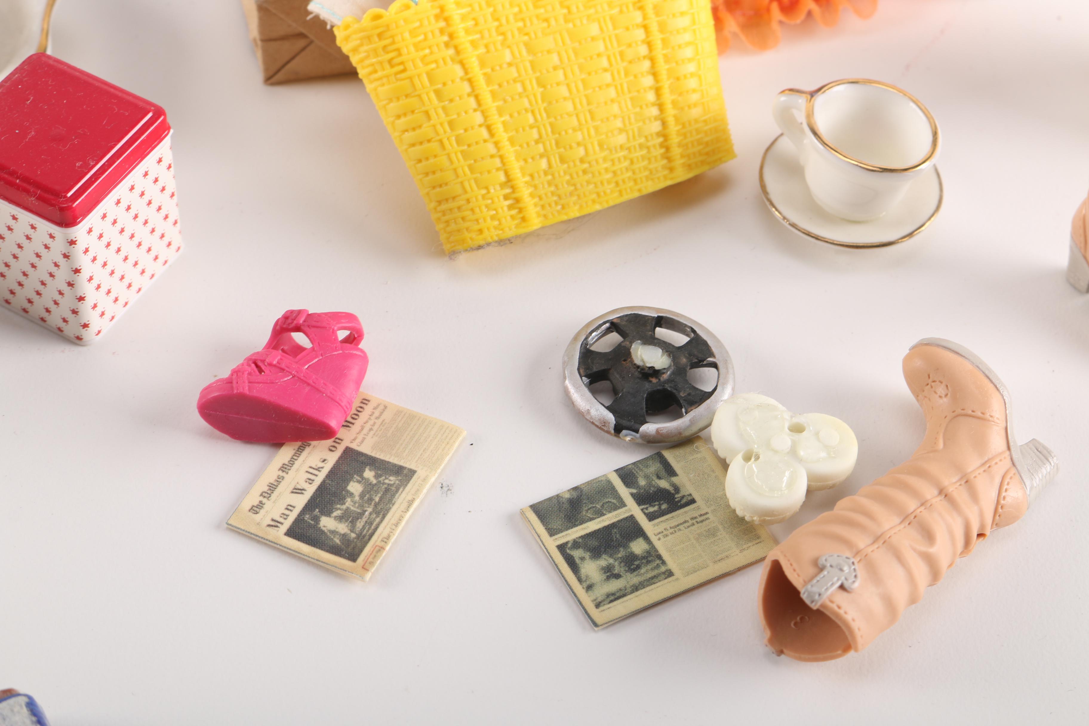 Dollhouse Furniture, Miniatures, and Accessories