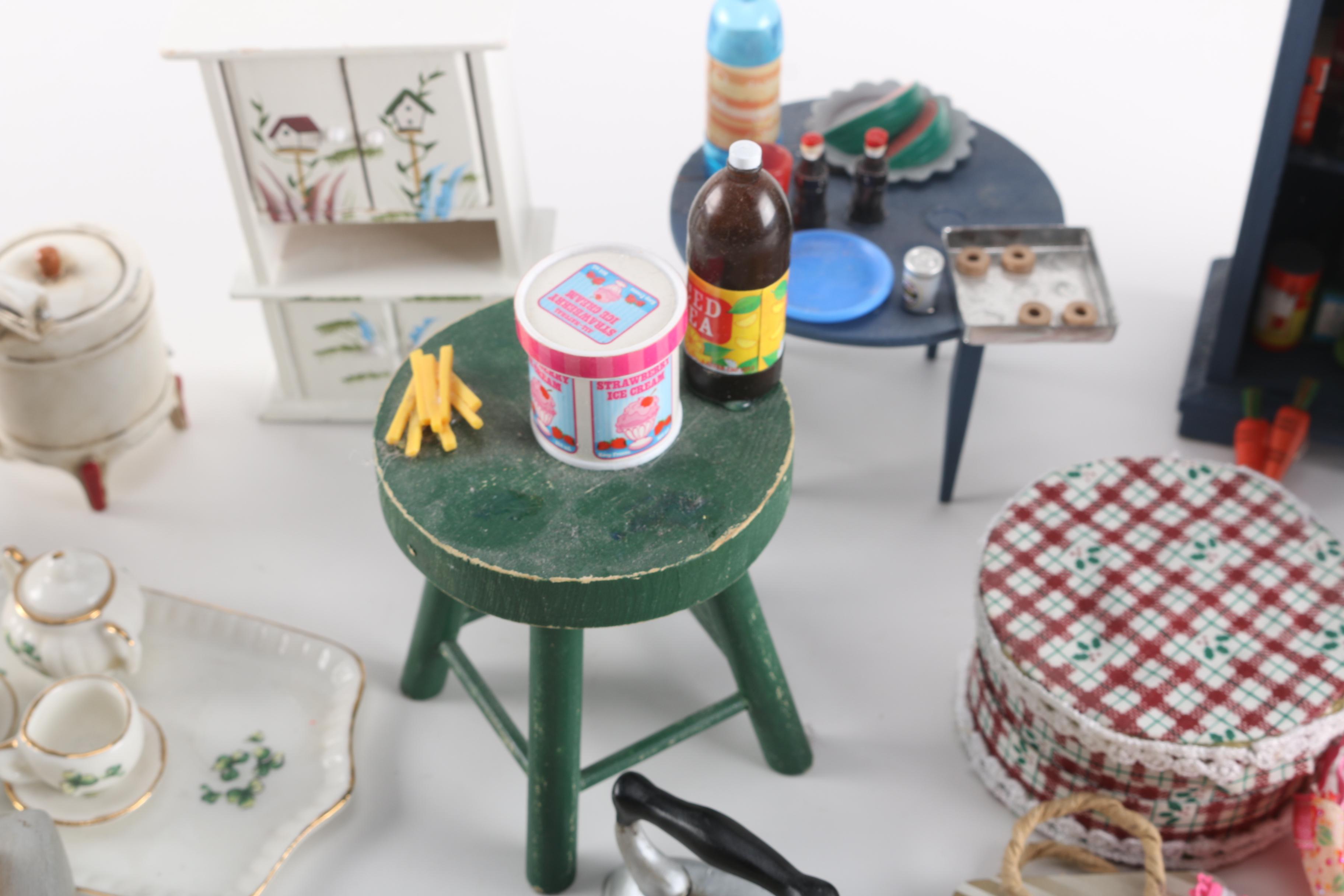 Dollhouse Furniture, Miniatures, and Accessories