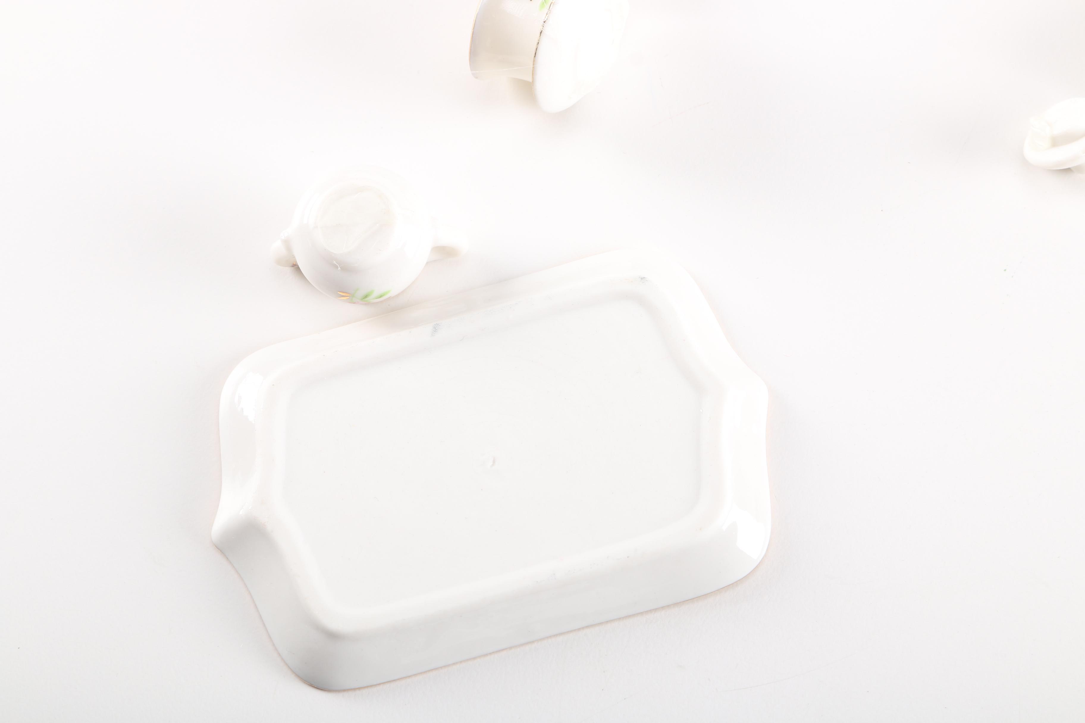 Dollhouse Furniture, Miniatures, and Accessories