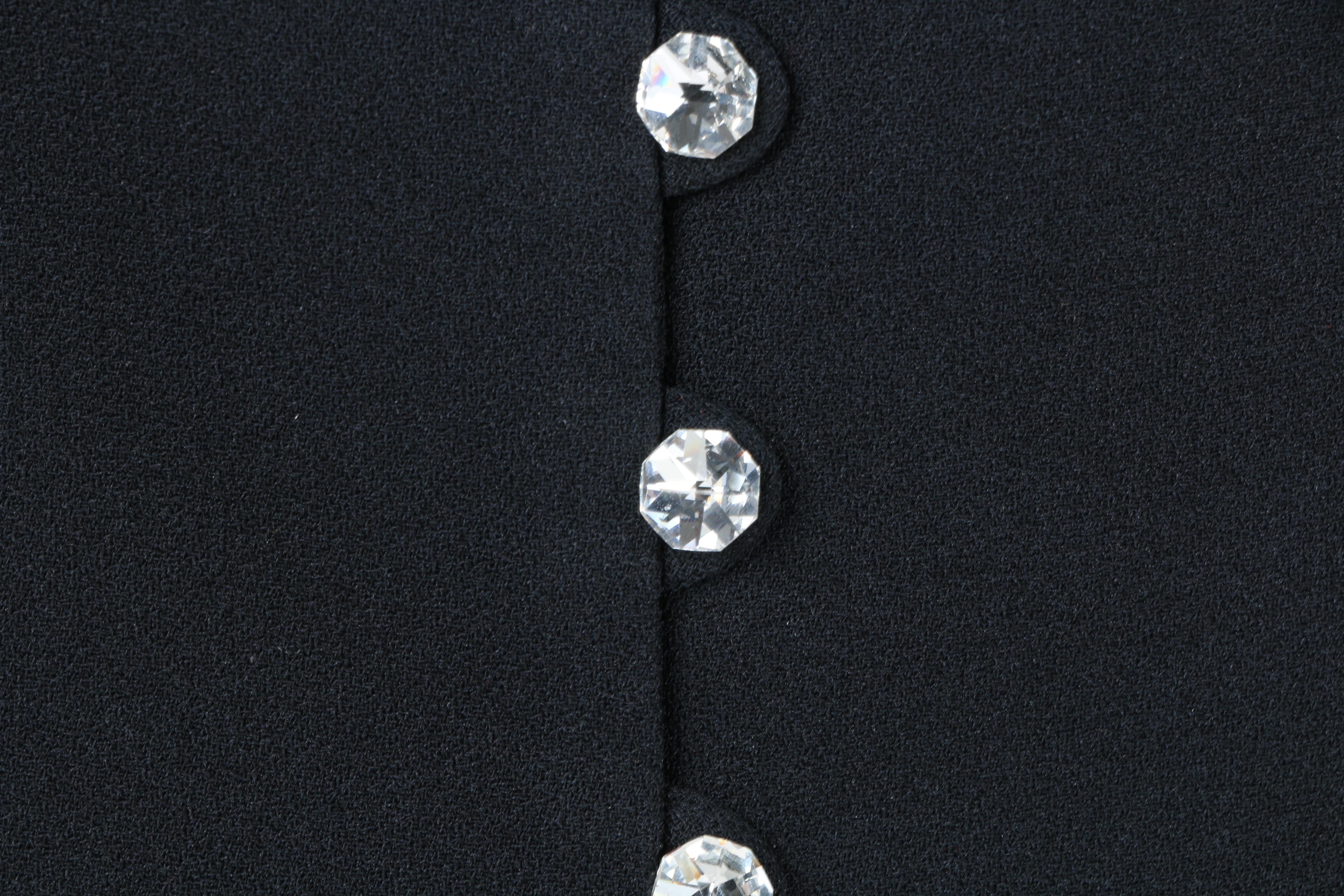 Kathryn Dianos Set with Beaded Trim