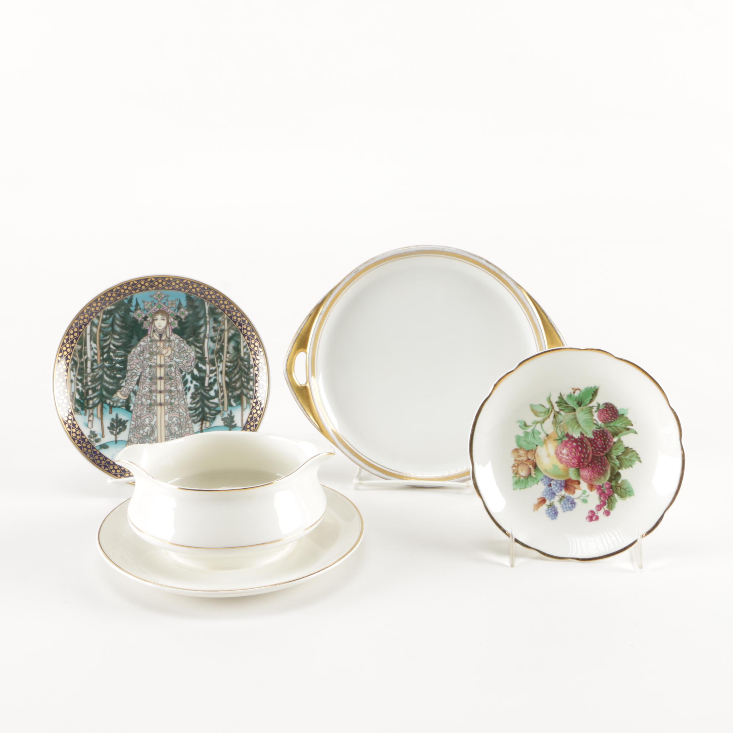 Porcelain Dishes Featuring Homer Laughlin