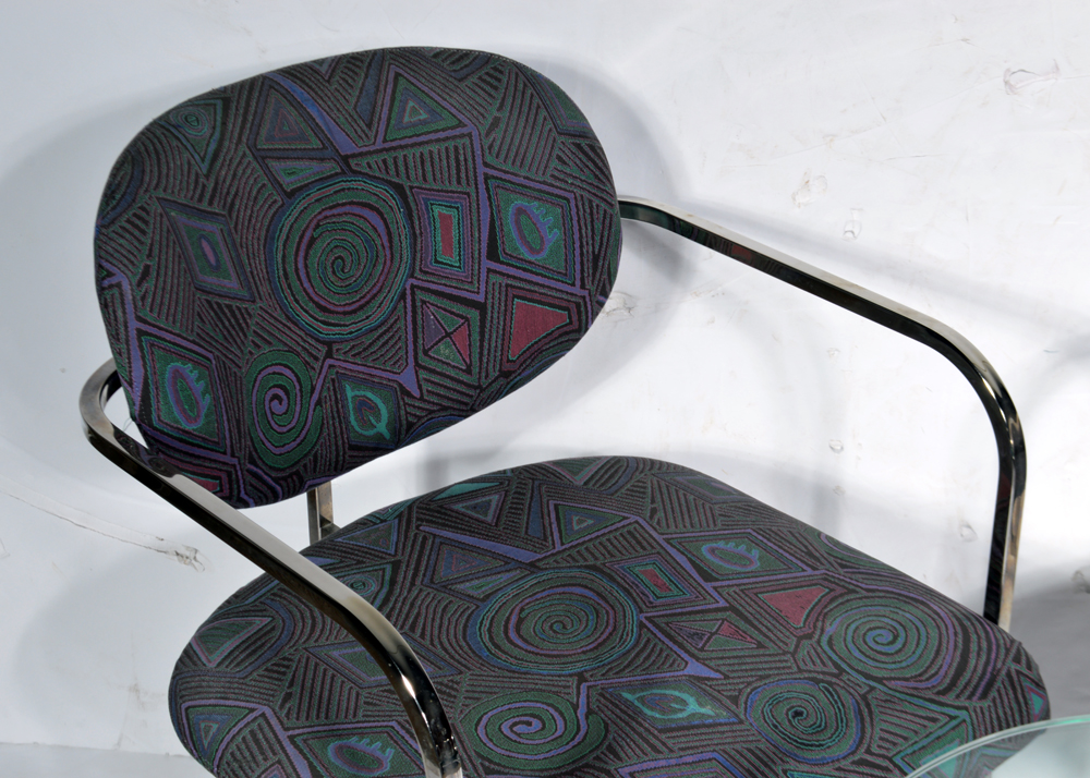 1980s Modern Set of Chairs and Side Table