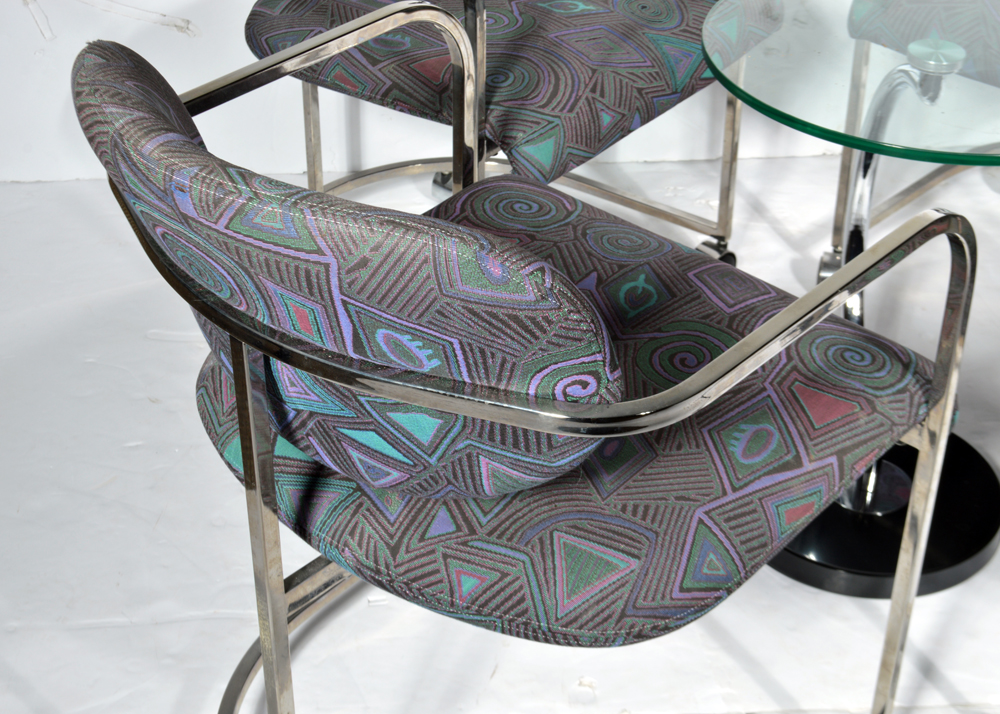 1980s Modern Set of Chairs and Side Table