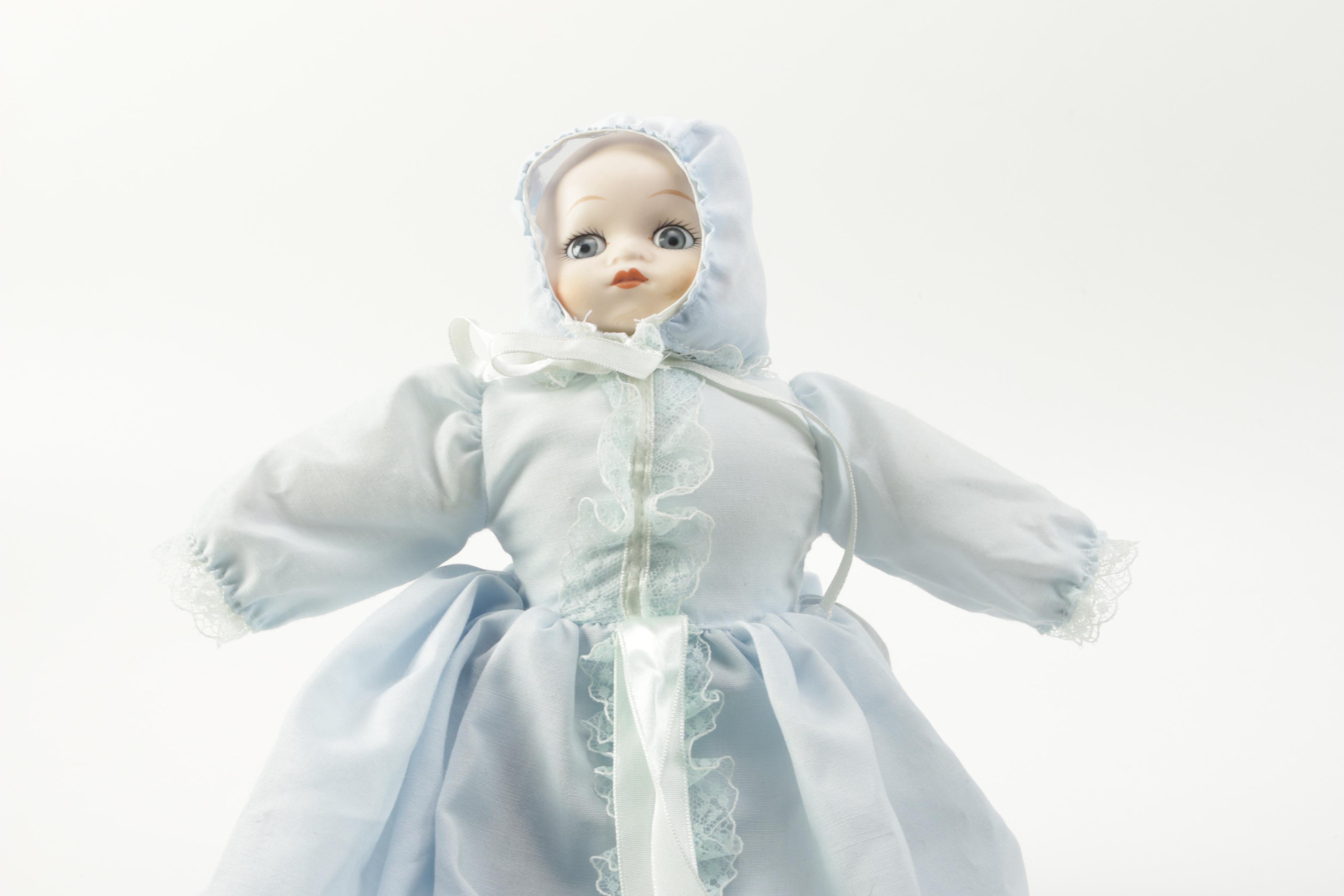 Porcelain Victorian-Style Mother and Baby Dolls