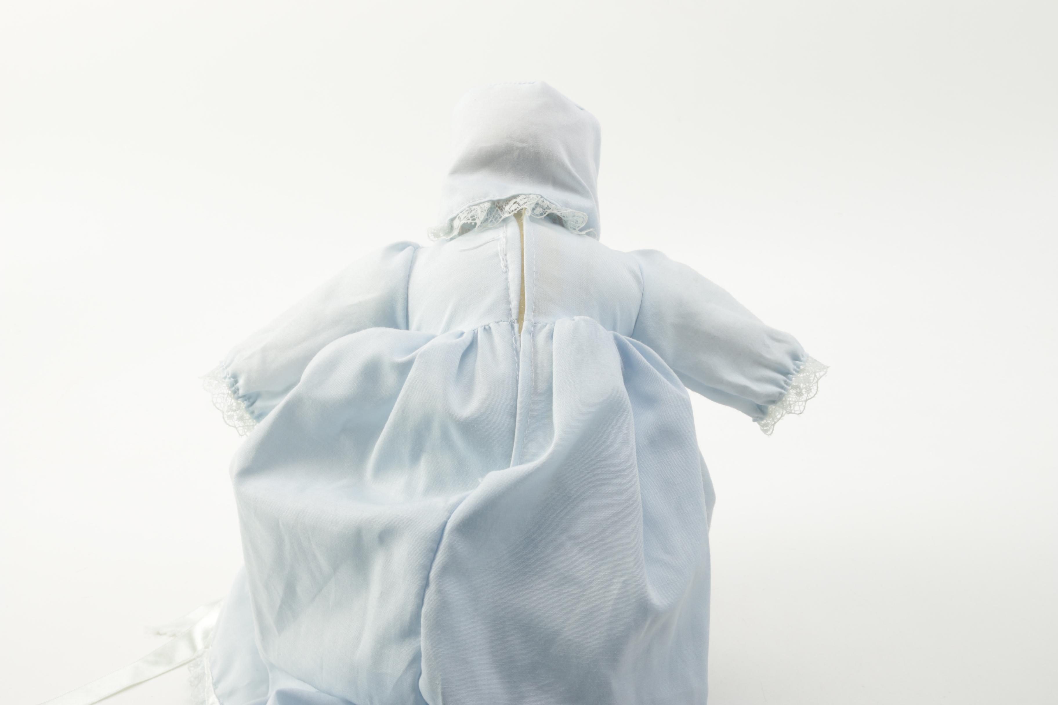 Porcelain Victorian-Style Mother and Baby Dolls