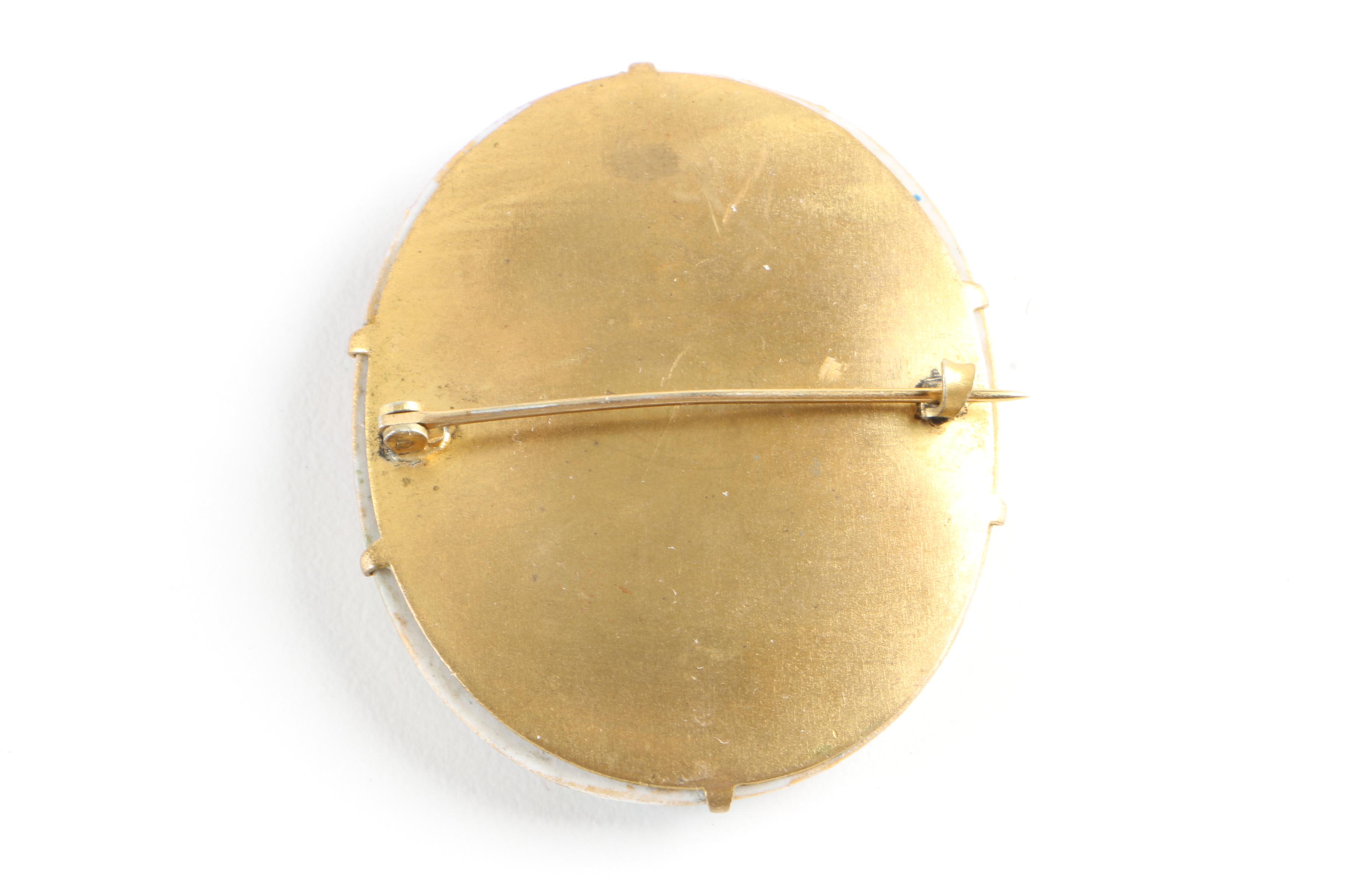 Vintage Jewelry Featuring Garnet