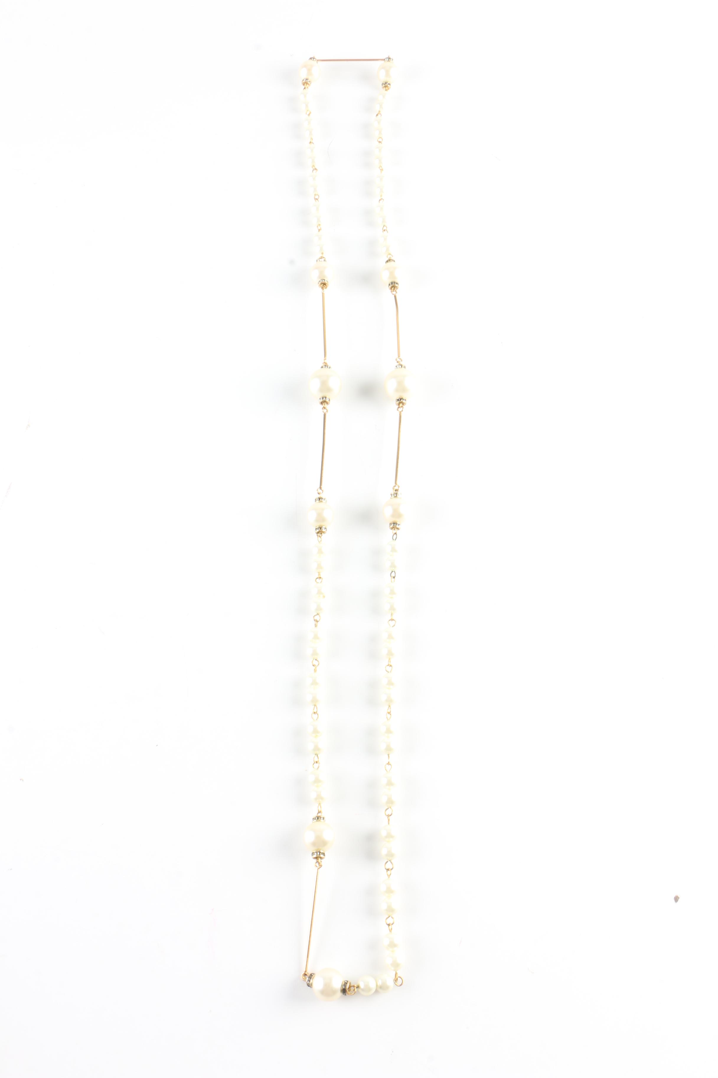 Vintage Jewelry Featuring Garnet