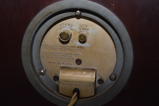 Vintage Hammond Synchronous Electric Desk Clock