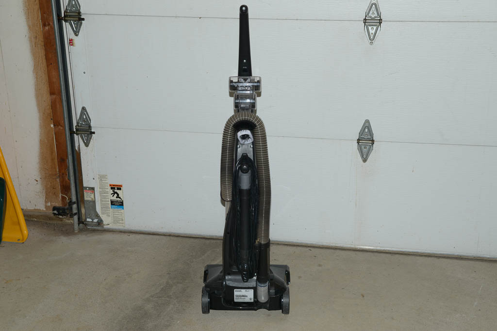 Eureka Atlantis OptiHeat Deep Clean Extractor and Bissell Cleanview Vacuum Cleaner