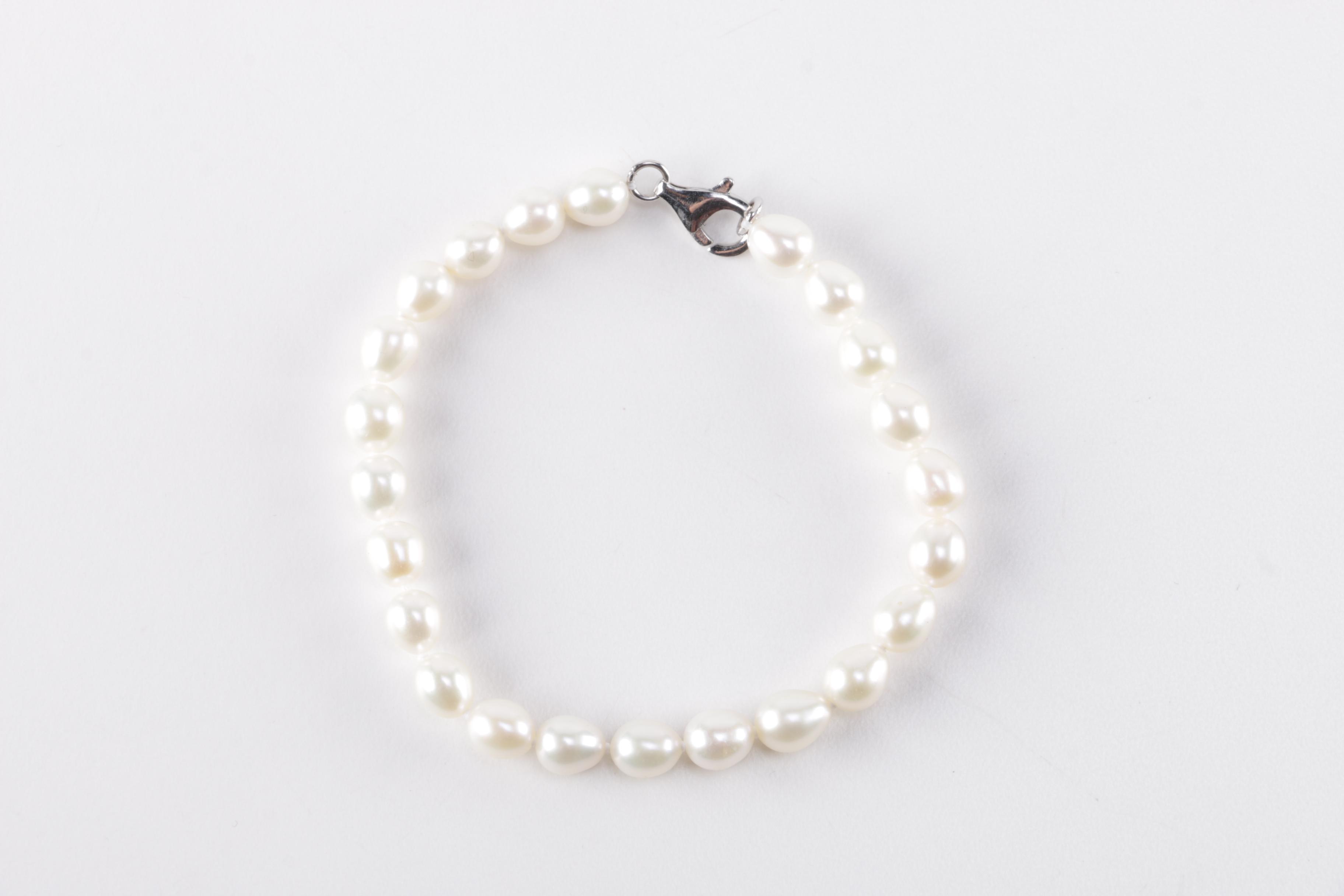 Assortment of Beaded Cultured Pearl Jewelry