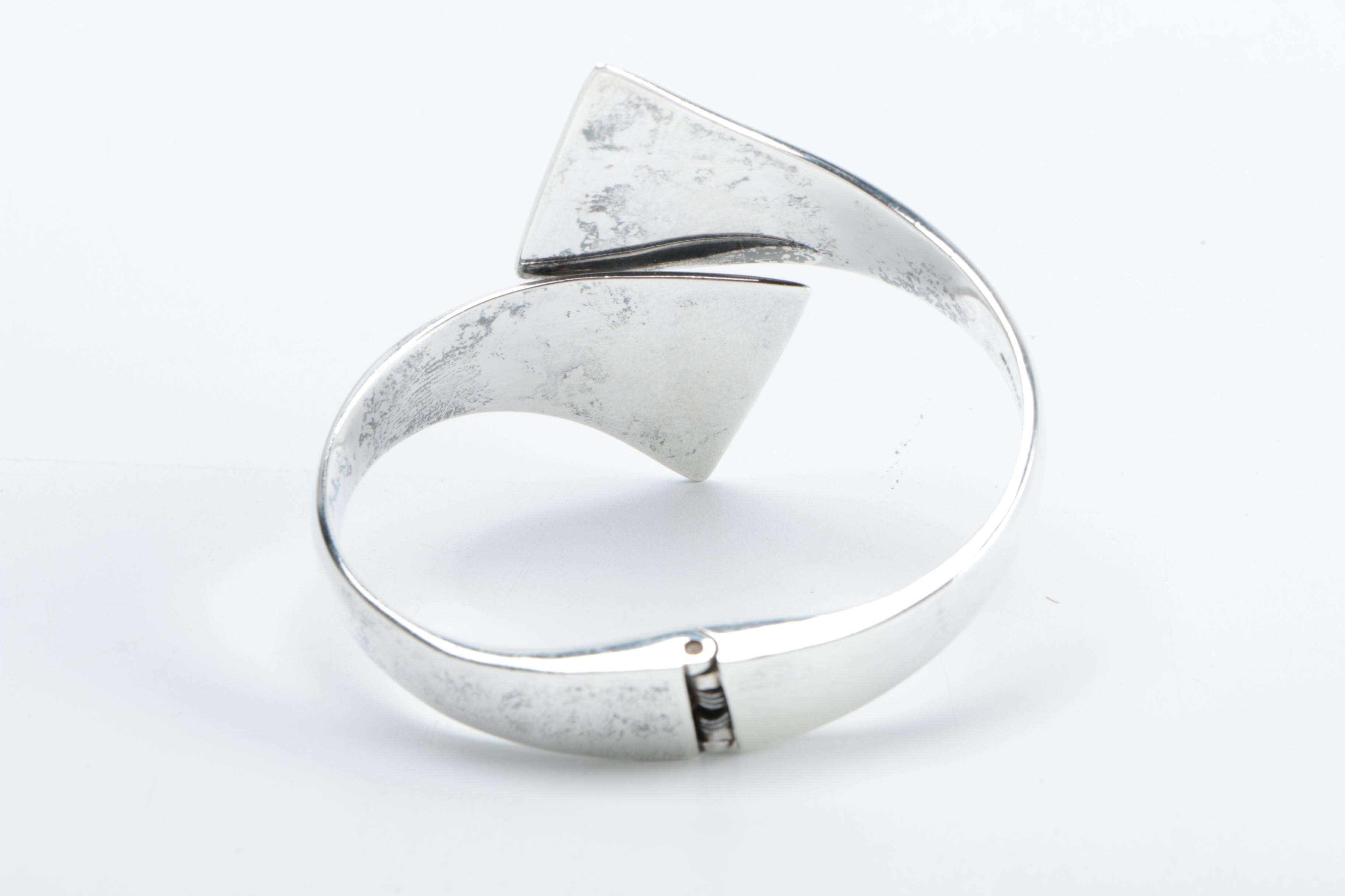 Mexican Sterling Bracelet with Tiger's Eye and Onyx Inlays