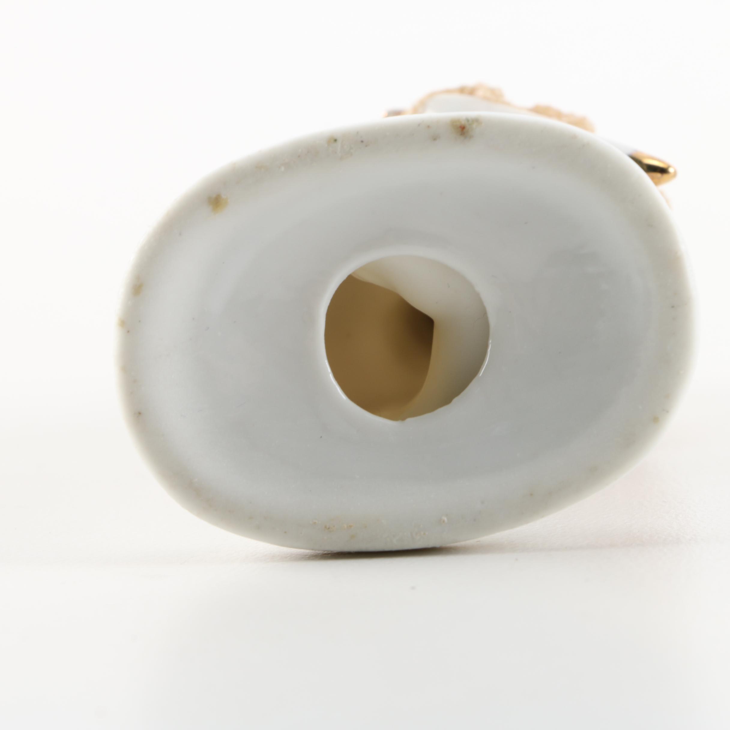 Figurine and Underwriters Laboratories Lamp