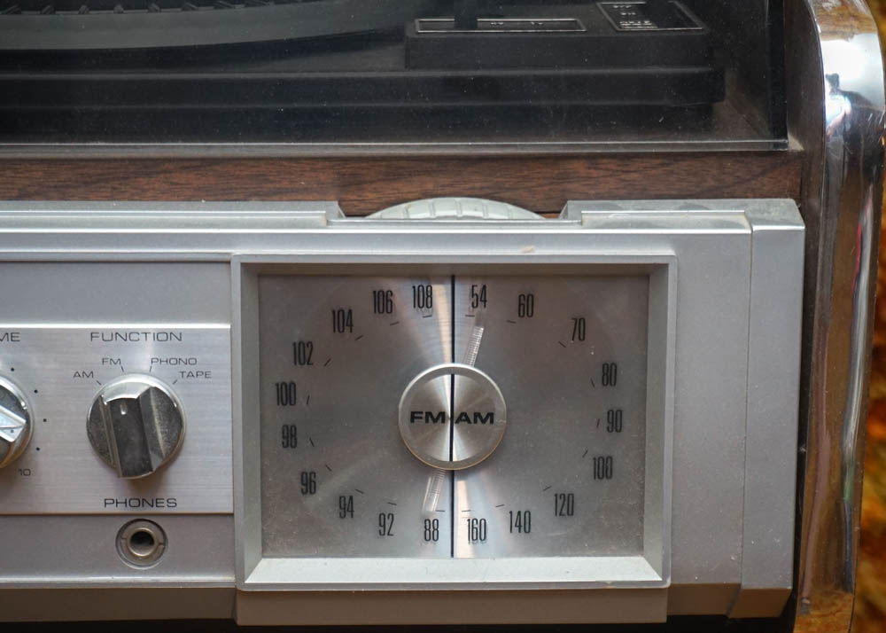 1970s Morse Electrophonic Stereo Console