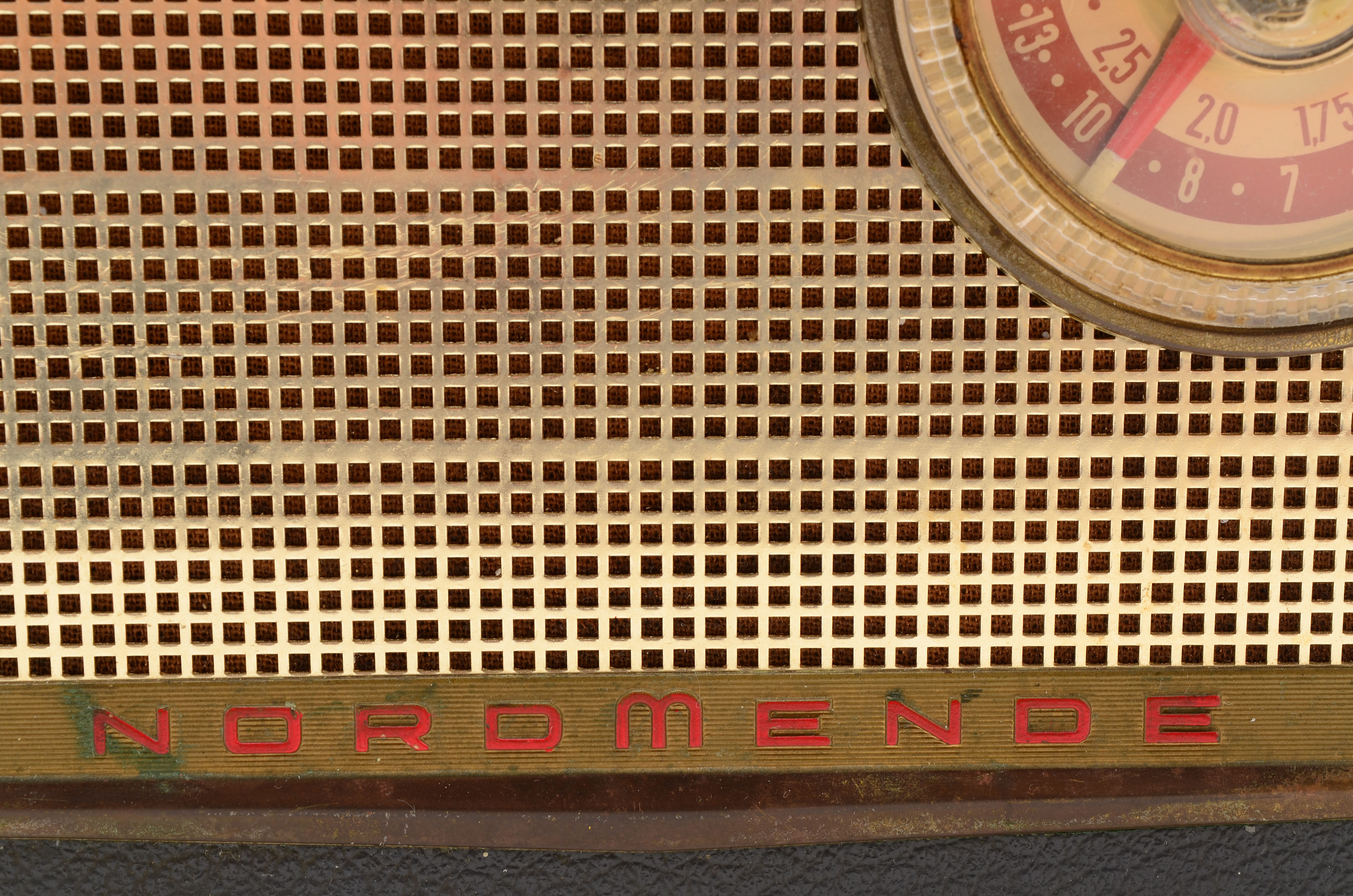 Vintage Normende "Transista" Portable Radio