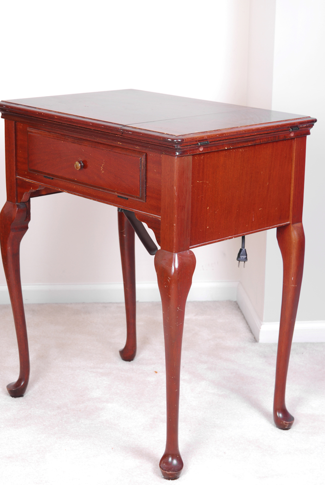 Vintage Singer Sewing Machine and Stand