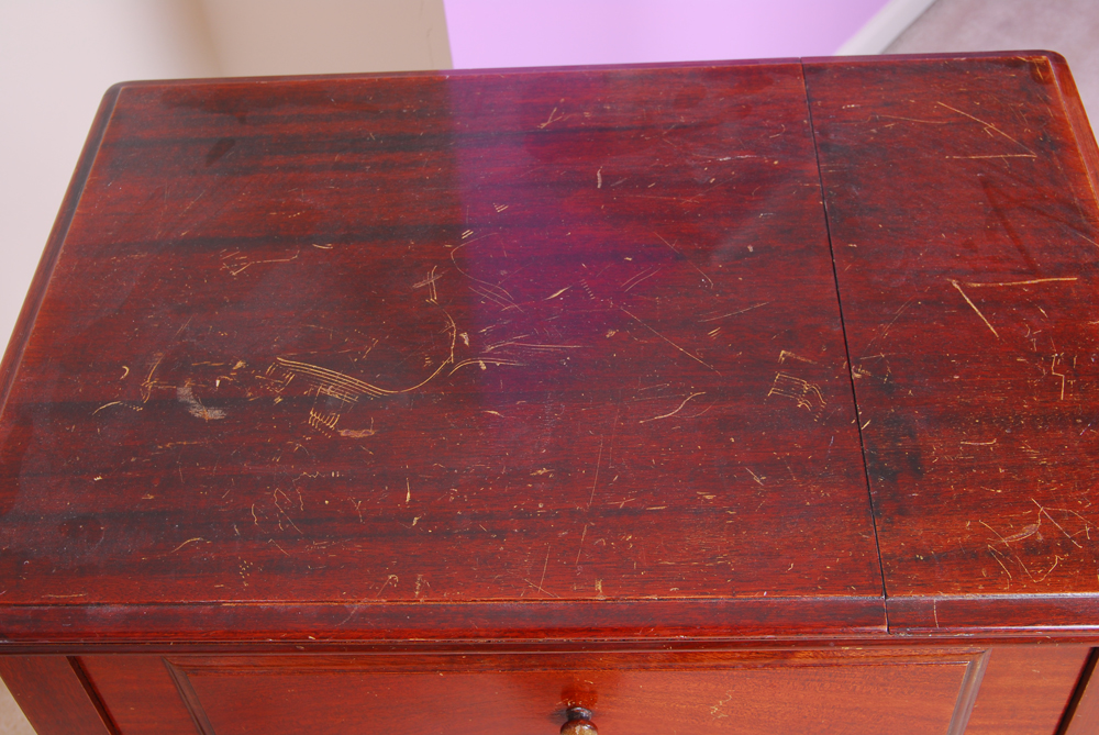 Vintage Singer Sewing Machine and Stand