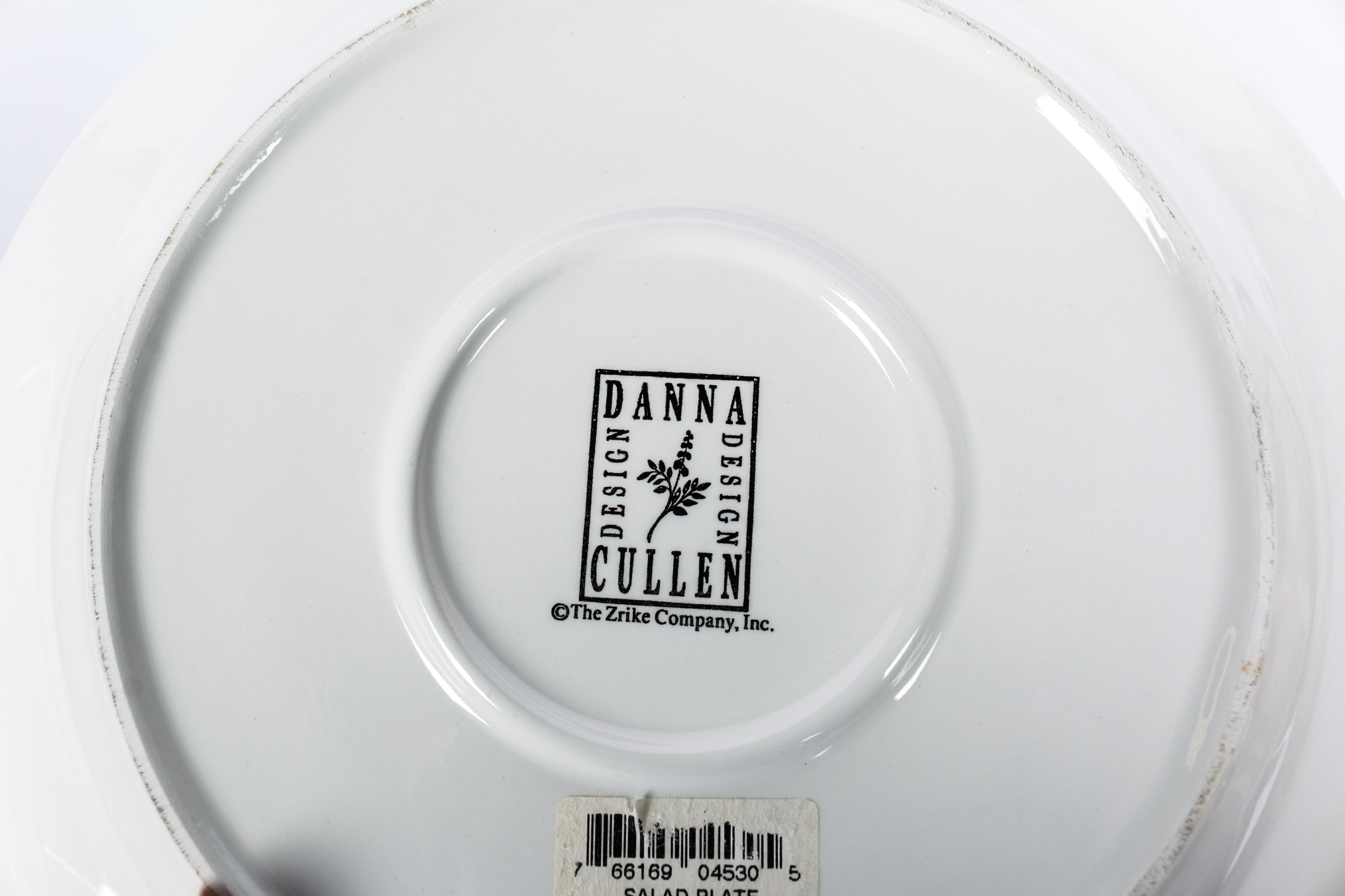 Danna Cullen "Meadow Bunny" Dinnerware