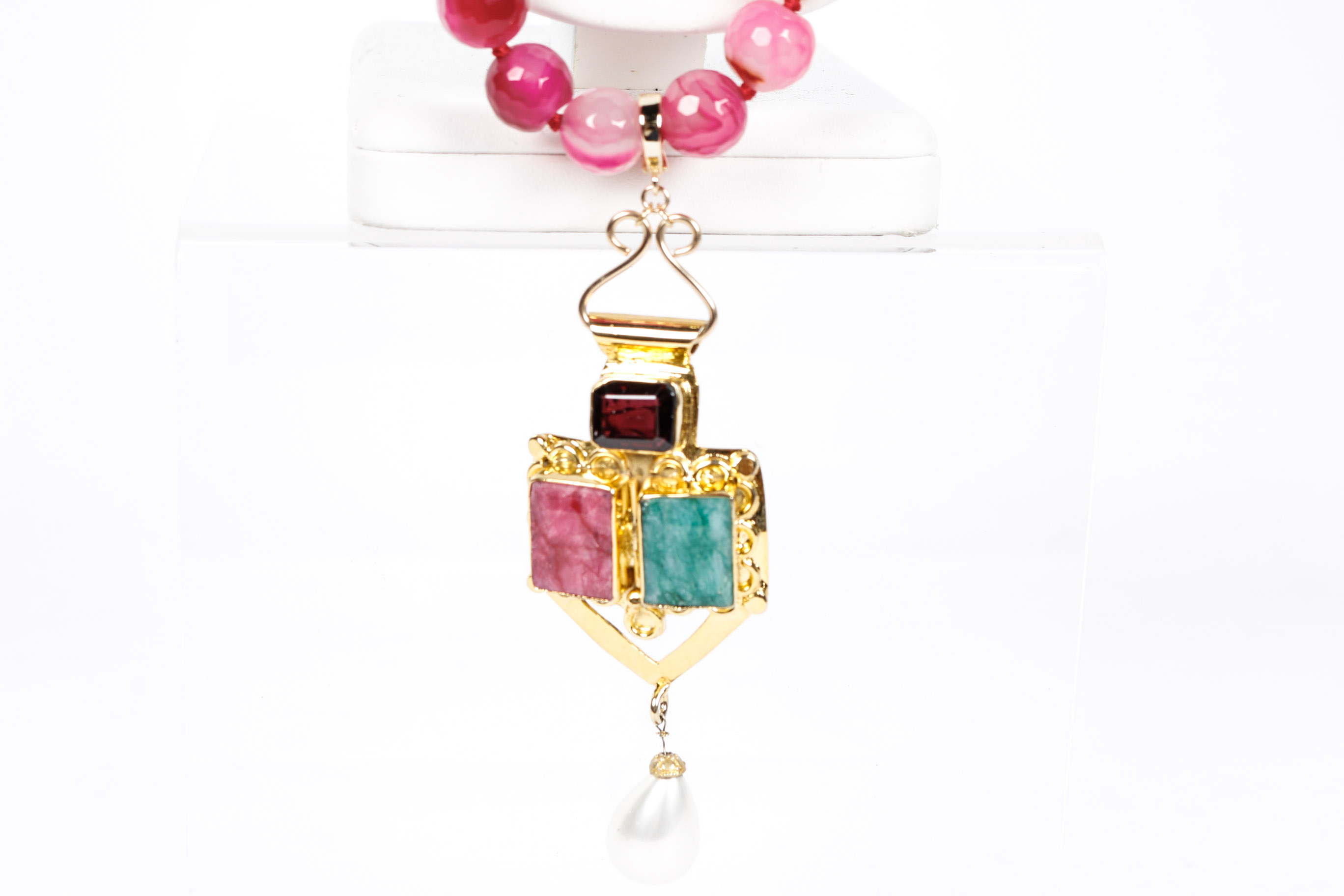 Garnet, Quartzite Quartz, And Faux Pearl Necklace.