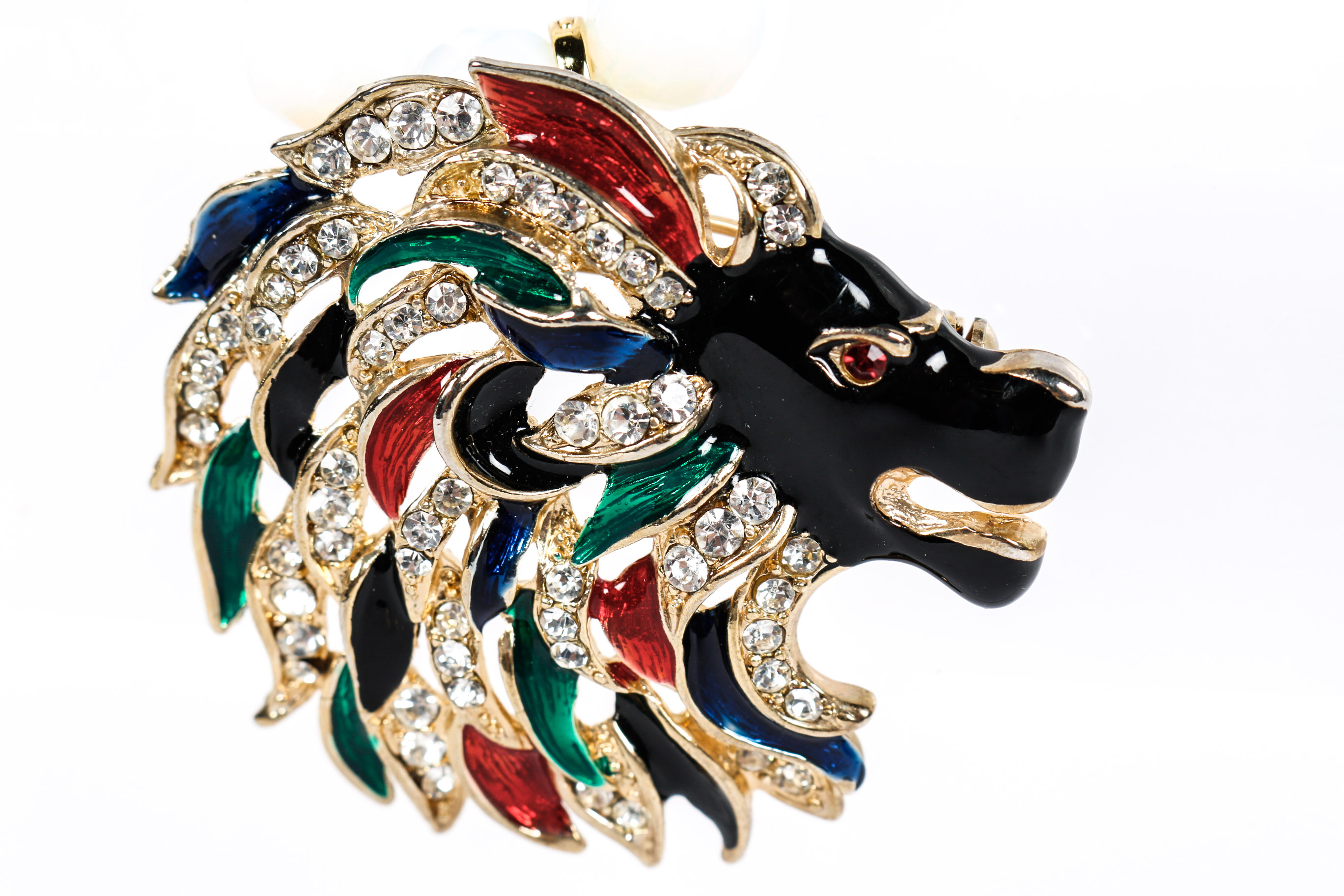 Pair of Necklaces With Lion Head Brooch