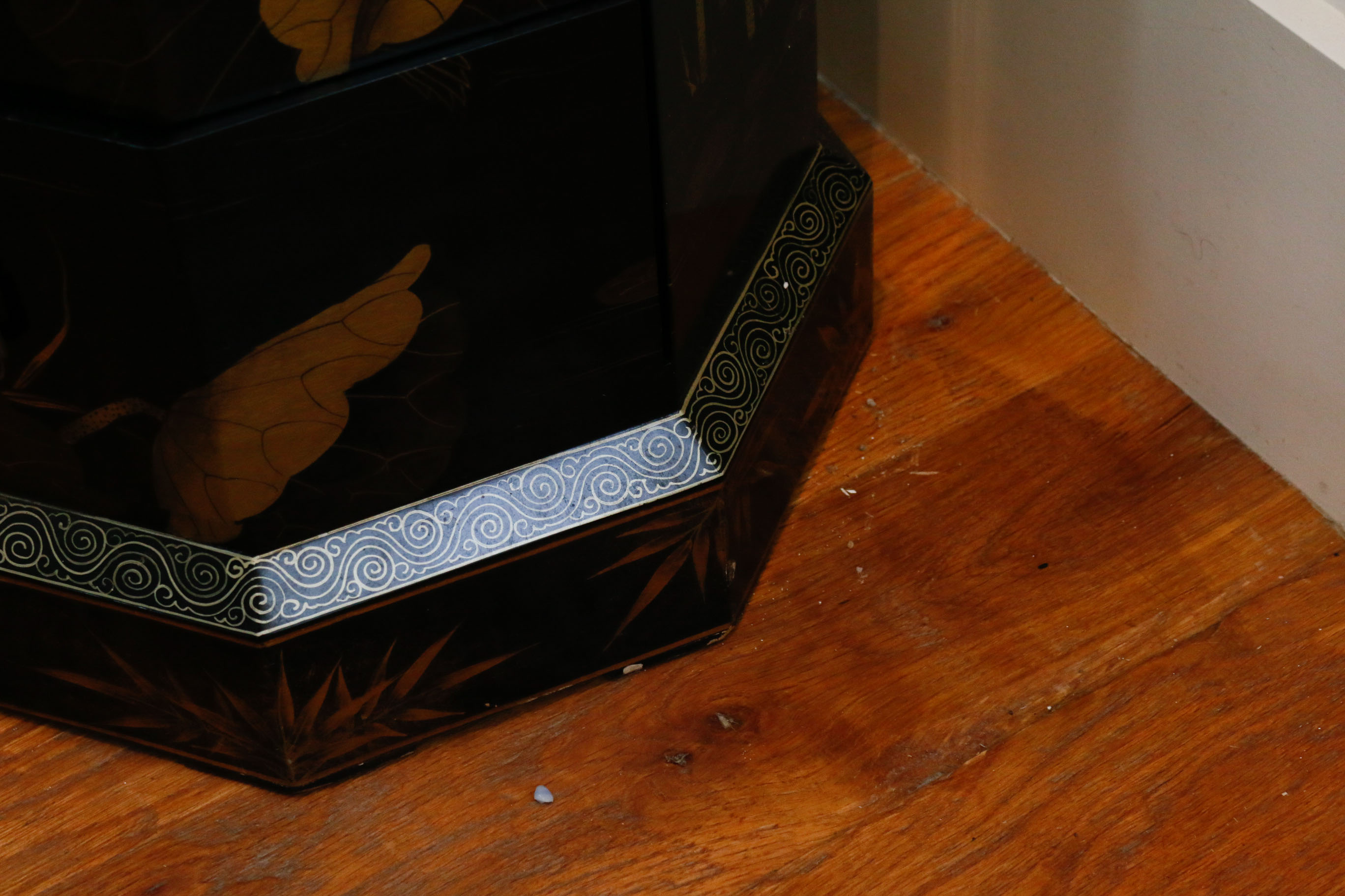Chinoiserie Chest
