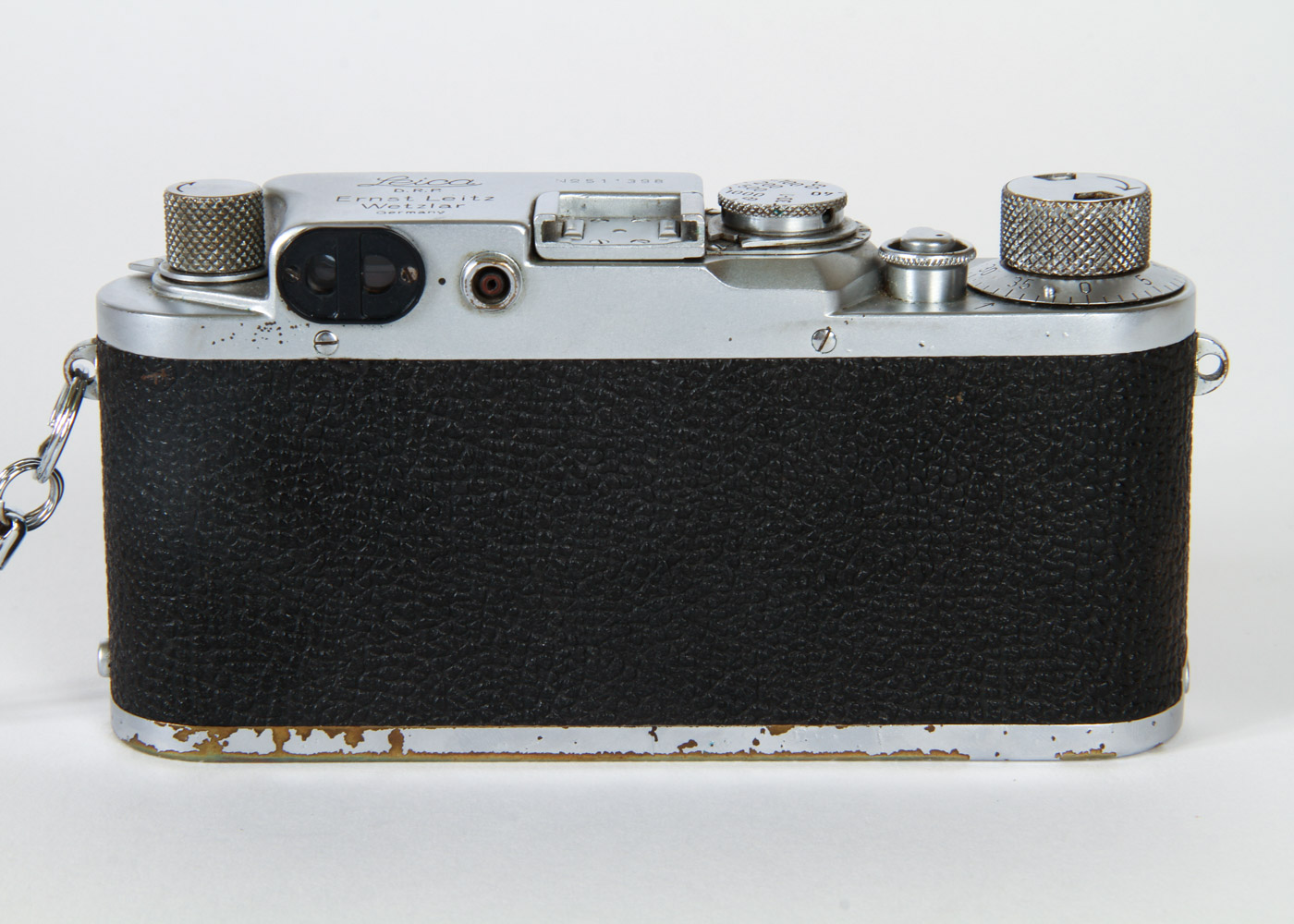 Vintage Leica D.R.P. Ernst Leitz Wezlar Camera and a Pair of Manuals