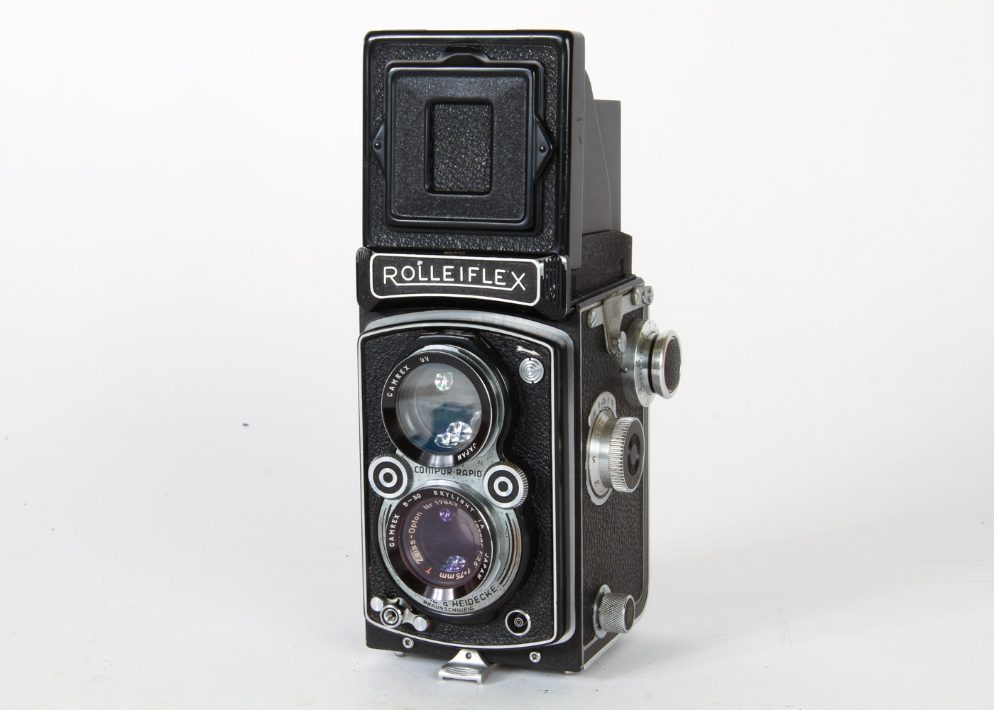 Vintage Rolleiflex DRP 2/173 DRGM Camera and Three Books