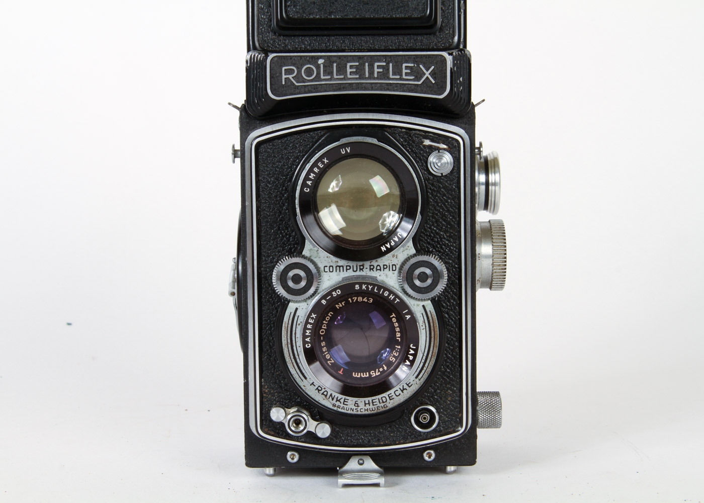 Vintage Rolleiflex DRP 2/173 DRGM Camera and Three Books