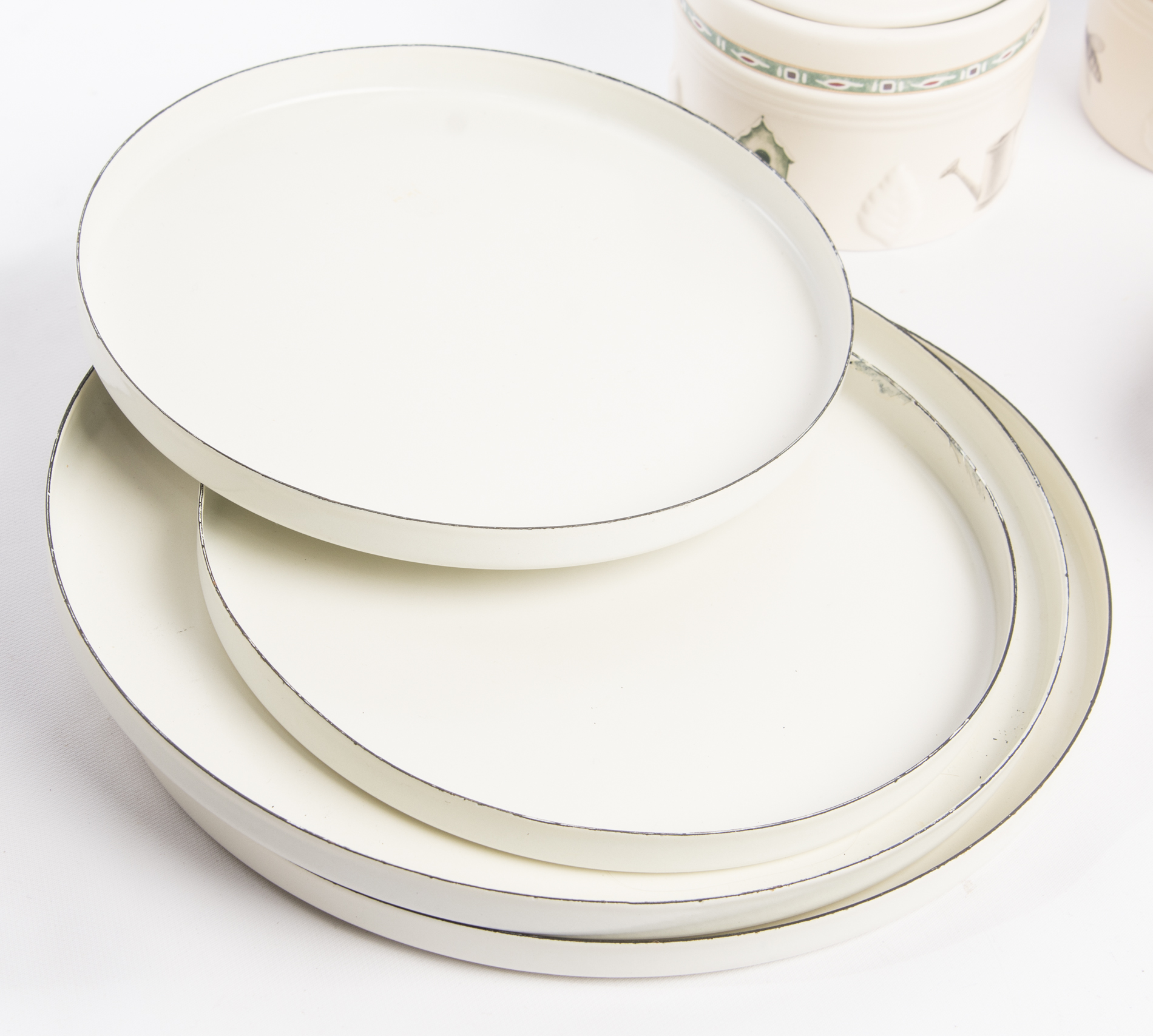 Pfaltzgraff "Naturewood" Tableware and Decor