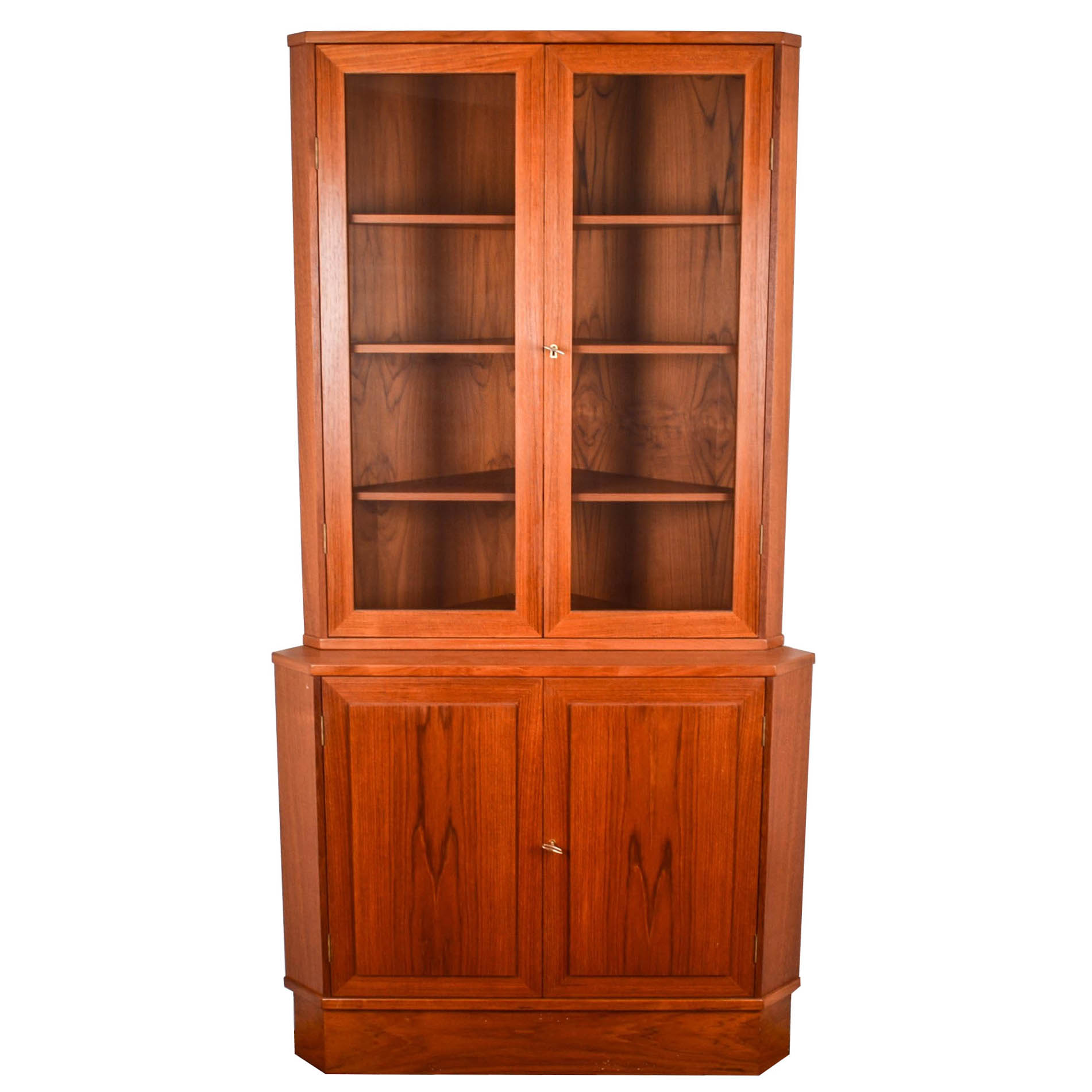 Vinde Møbelfabrik Danish Modern Teak Corner Curio Cabinet