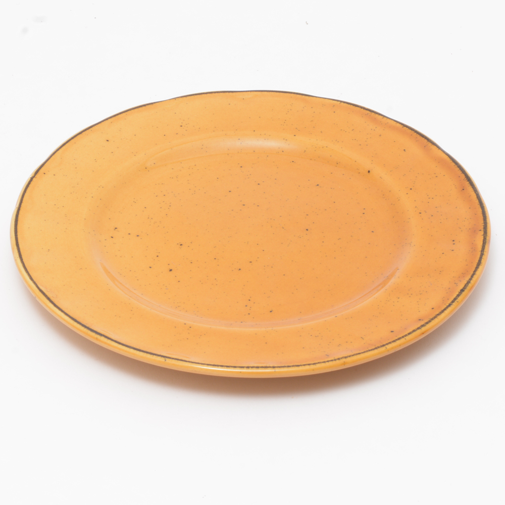 "Victorian Classics" English Collection Plates with Urn