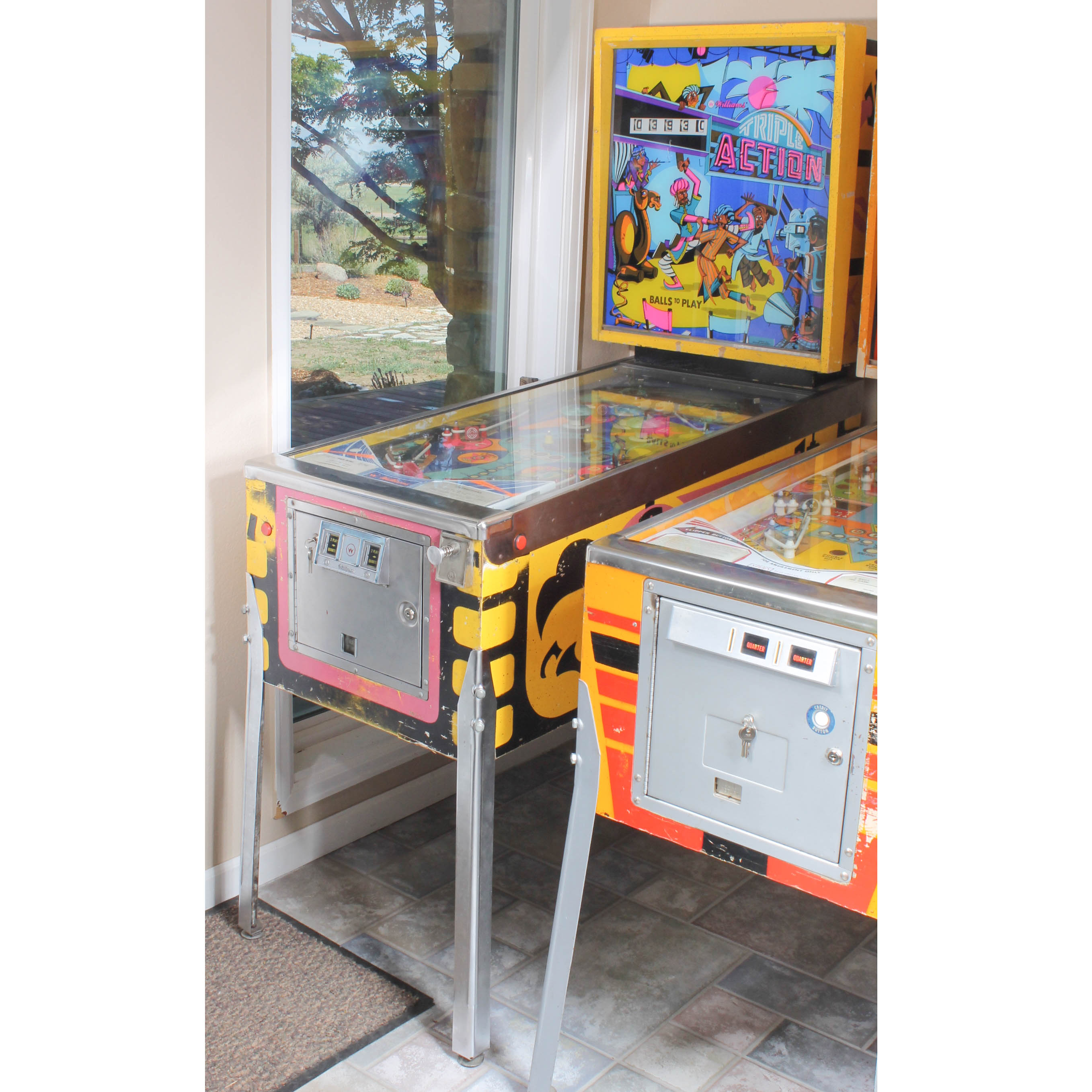 1974 Williams "Triple Action" Pinball Machine