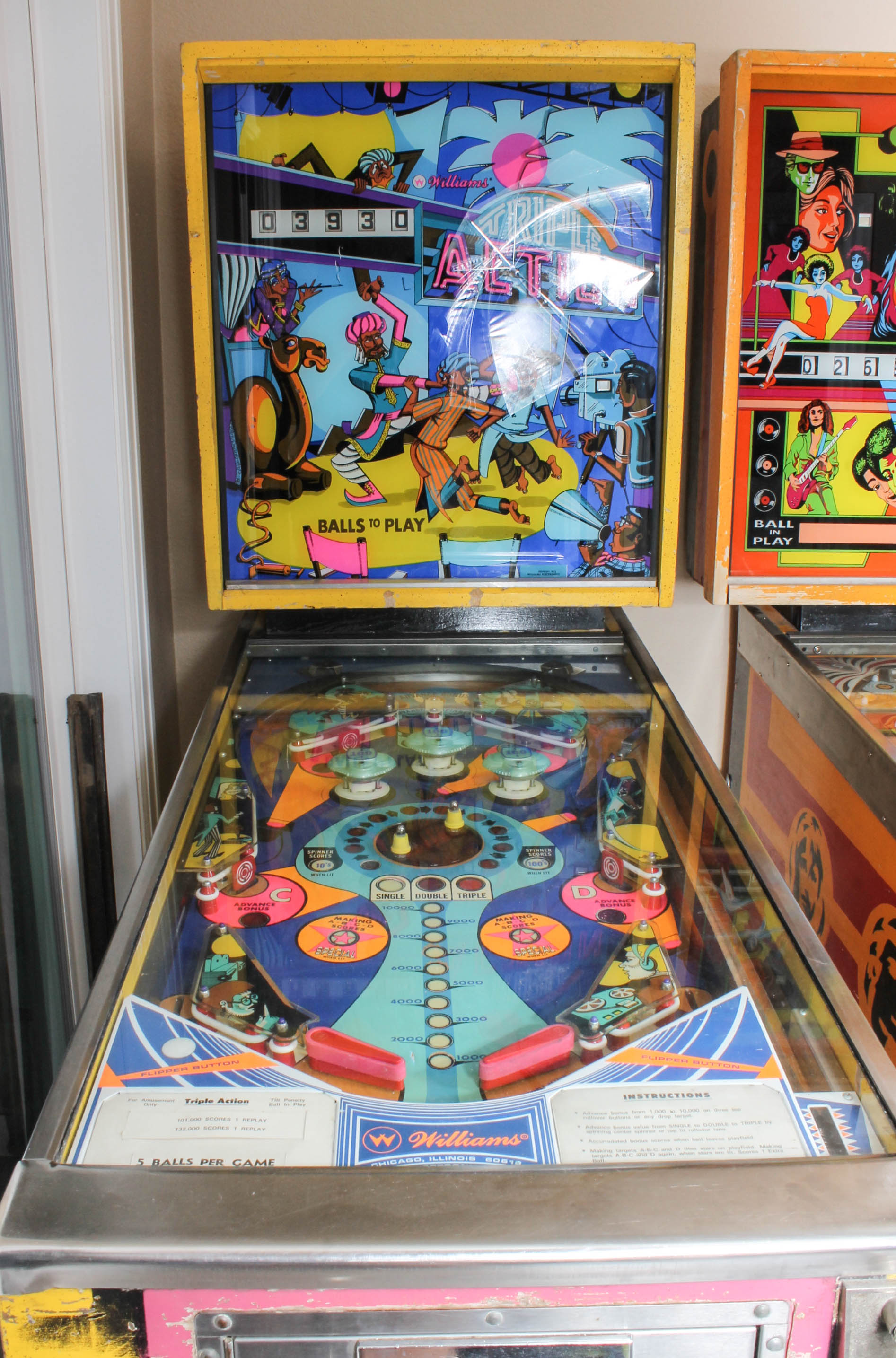 1974 Williams "Triple Action" Pinball Machine