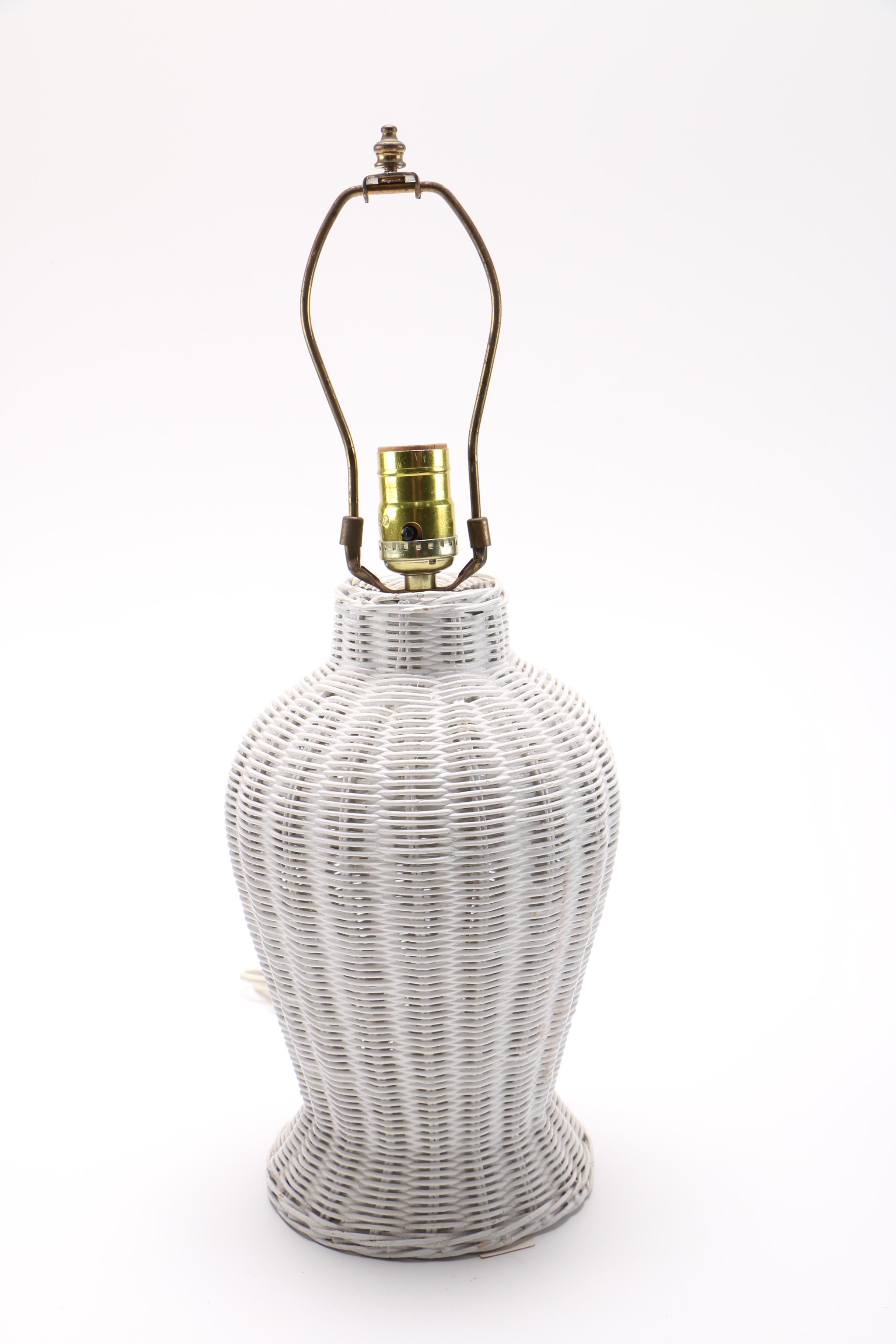 White Wicker Table Lamp