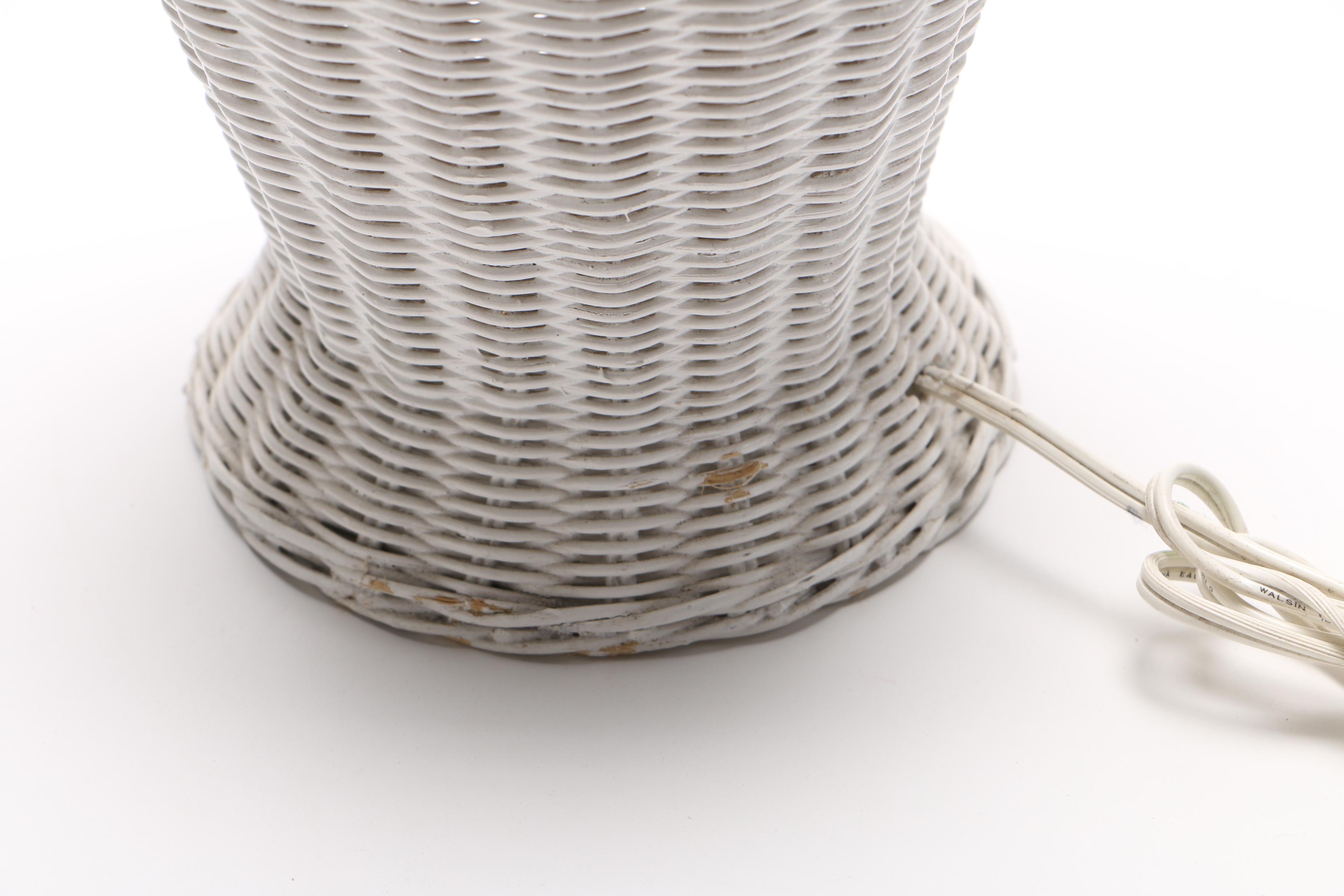 White Wicker Table Lamp