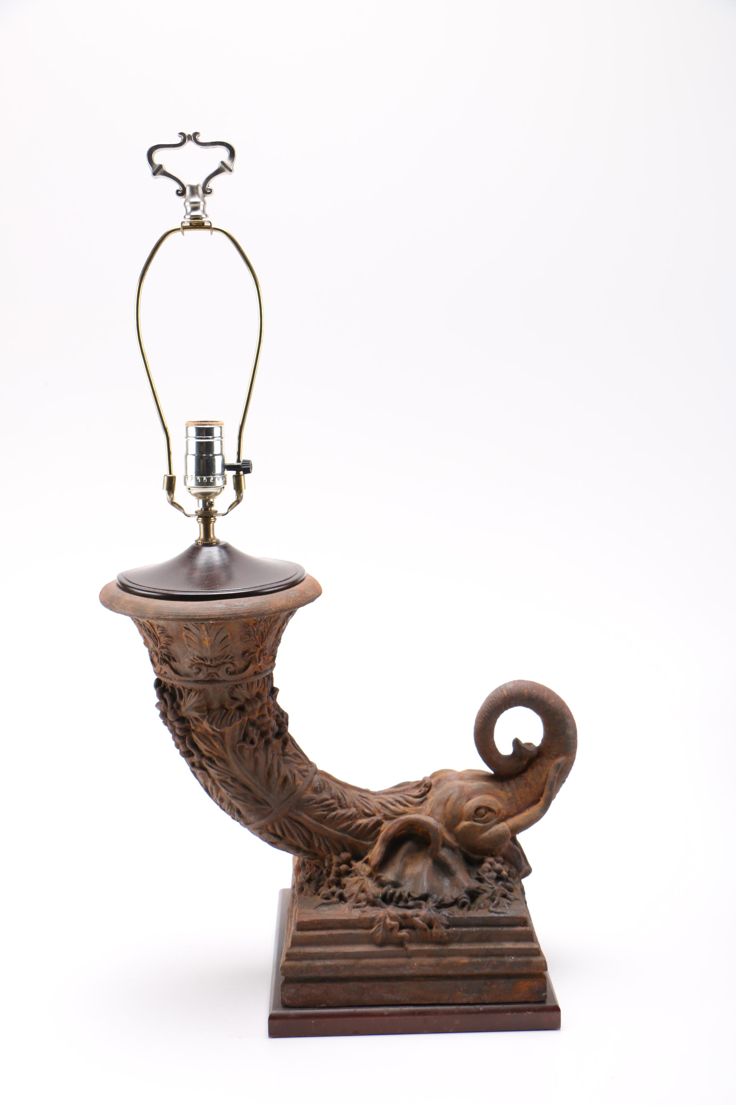 Wooden Hunting Horn Table Lamp