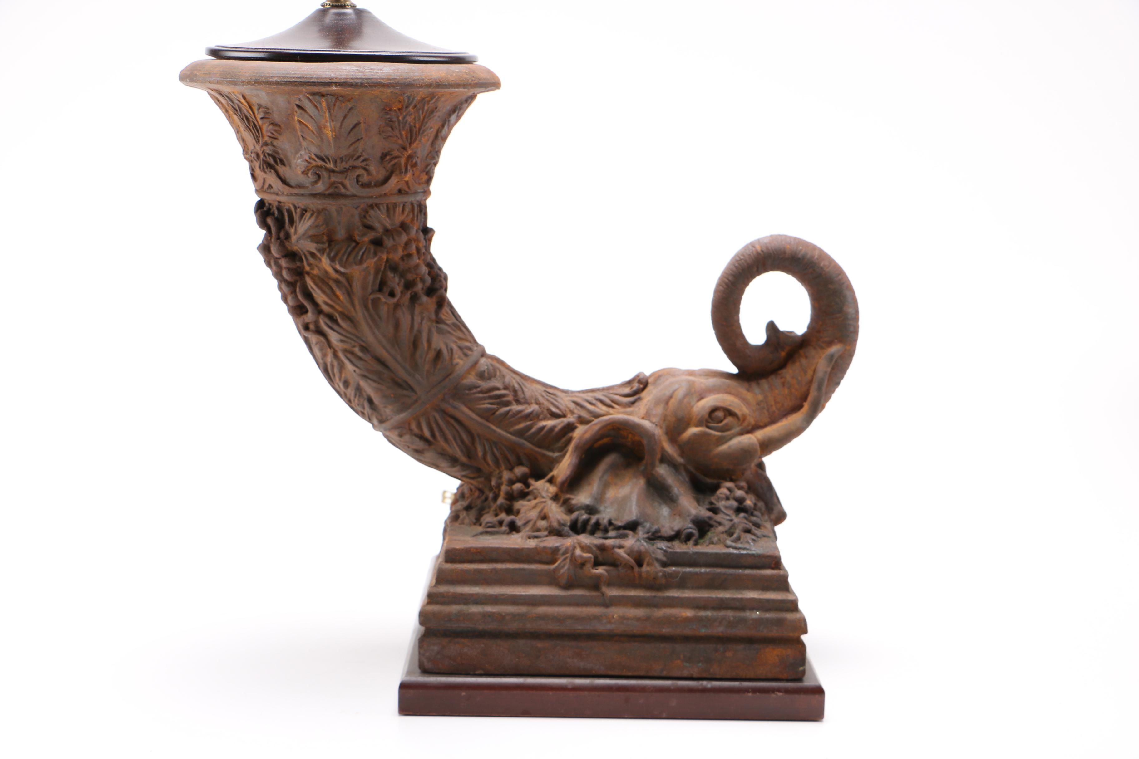Wooden Hunting Horn Table Lamp
