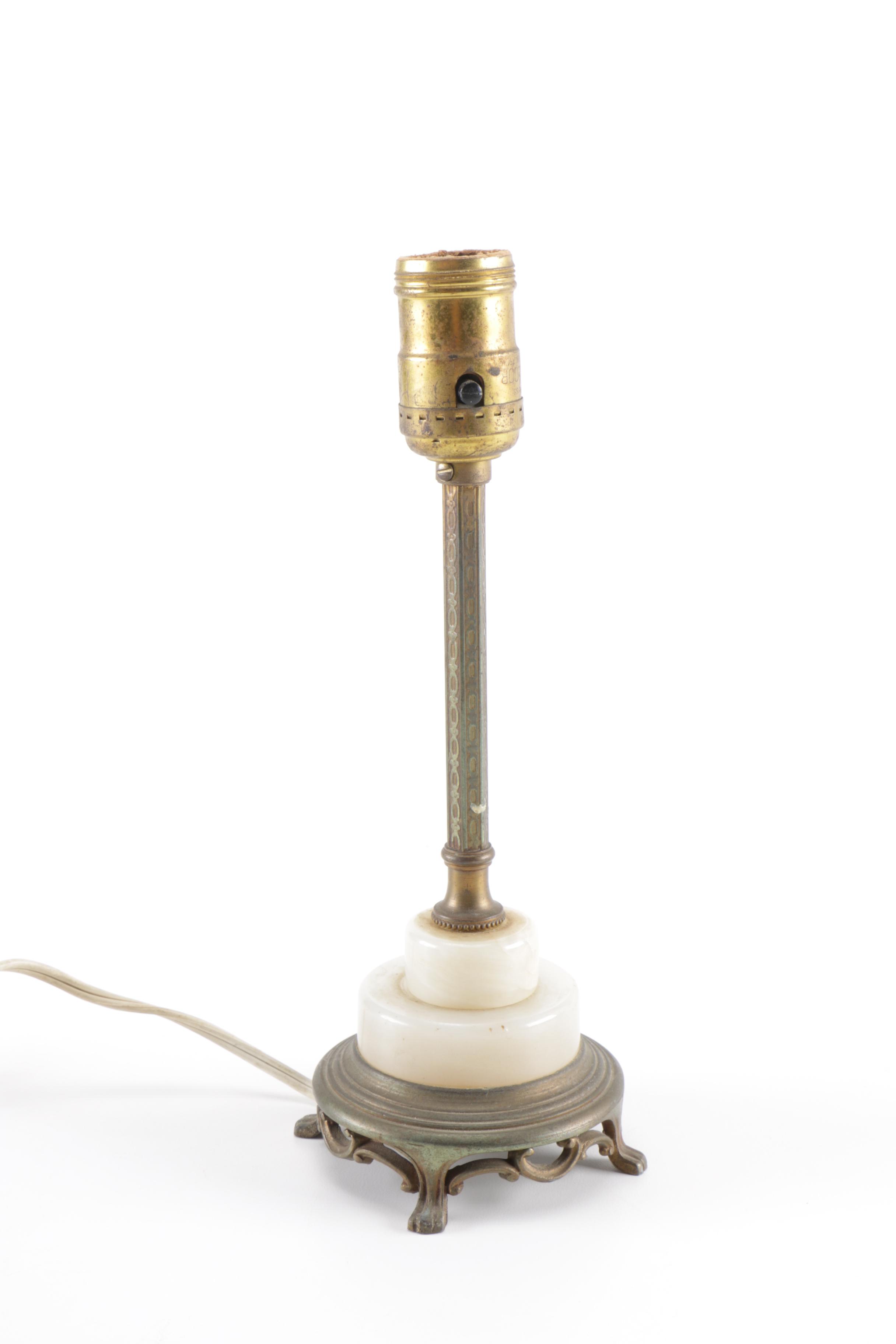 Tulip Style and Agate Lamp